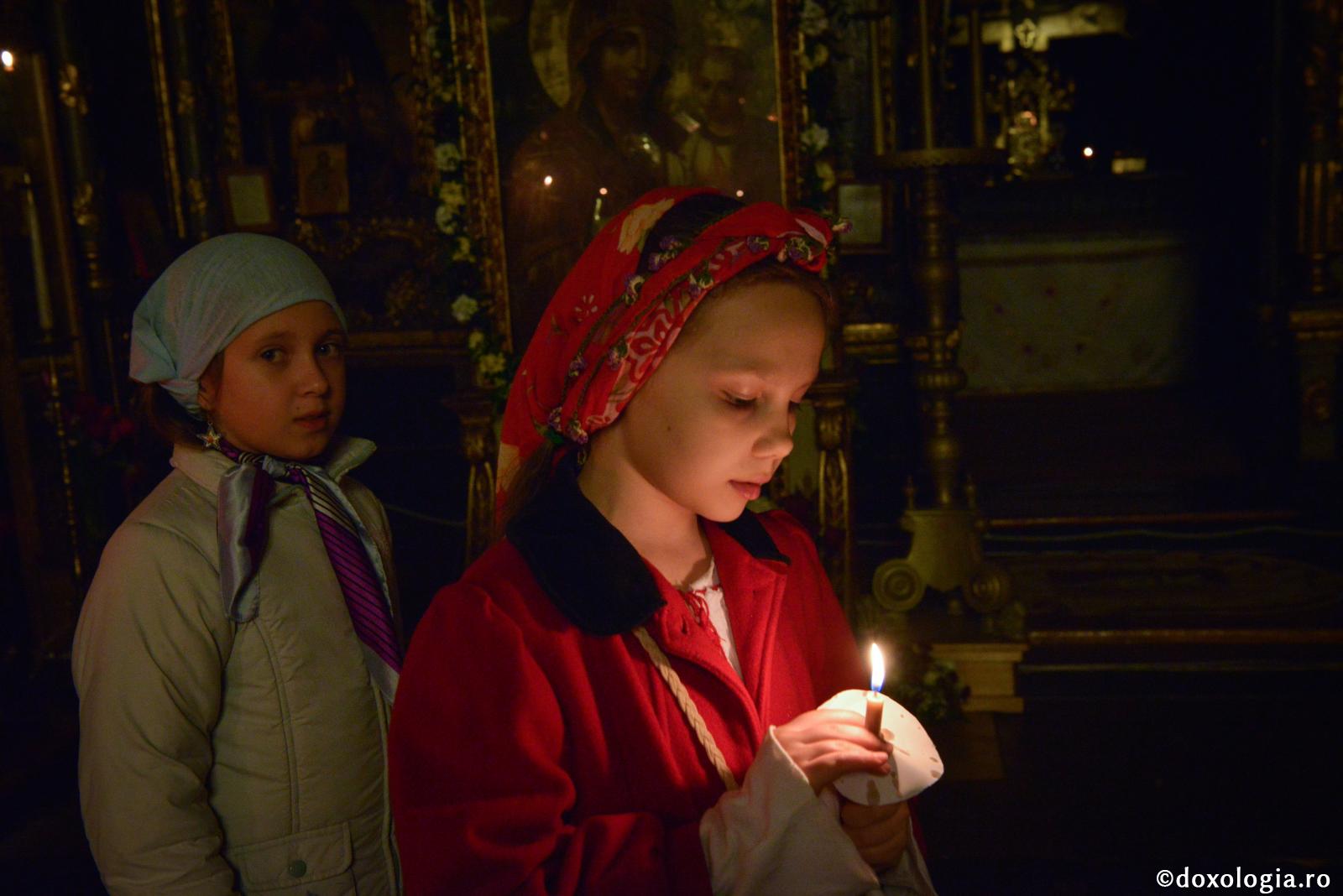 Așteptând Lumina Învierii, fiți voi înșivă lumini ale credinței!