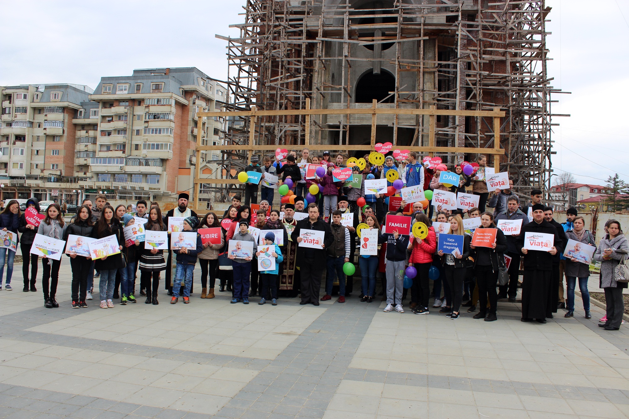 „Marșul pentru Viață” în Arhiepiscopia Iaşilor (galerie FOTO)