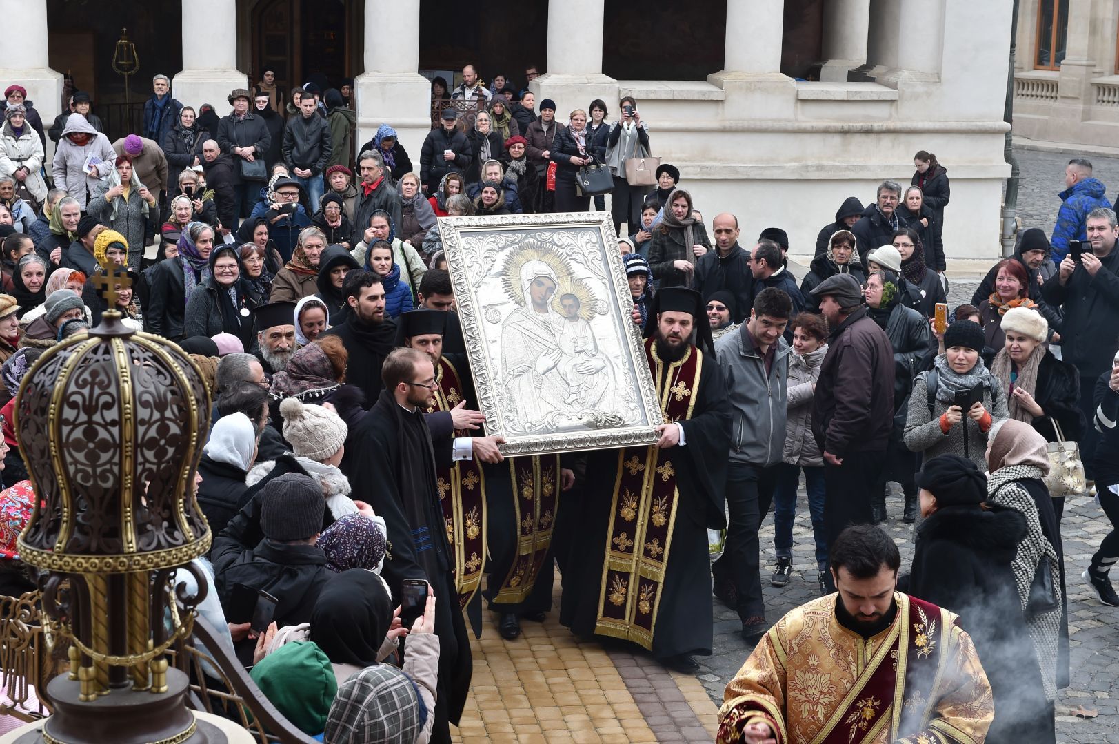 Patriarhul României a adus cinstire icoanei „Iordăniţa” Patriarhul României a adus cinstire icoanei „Iordăniţa”