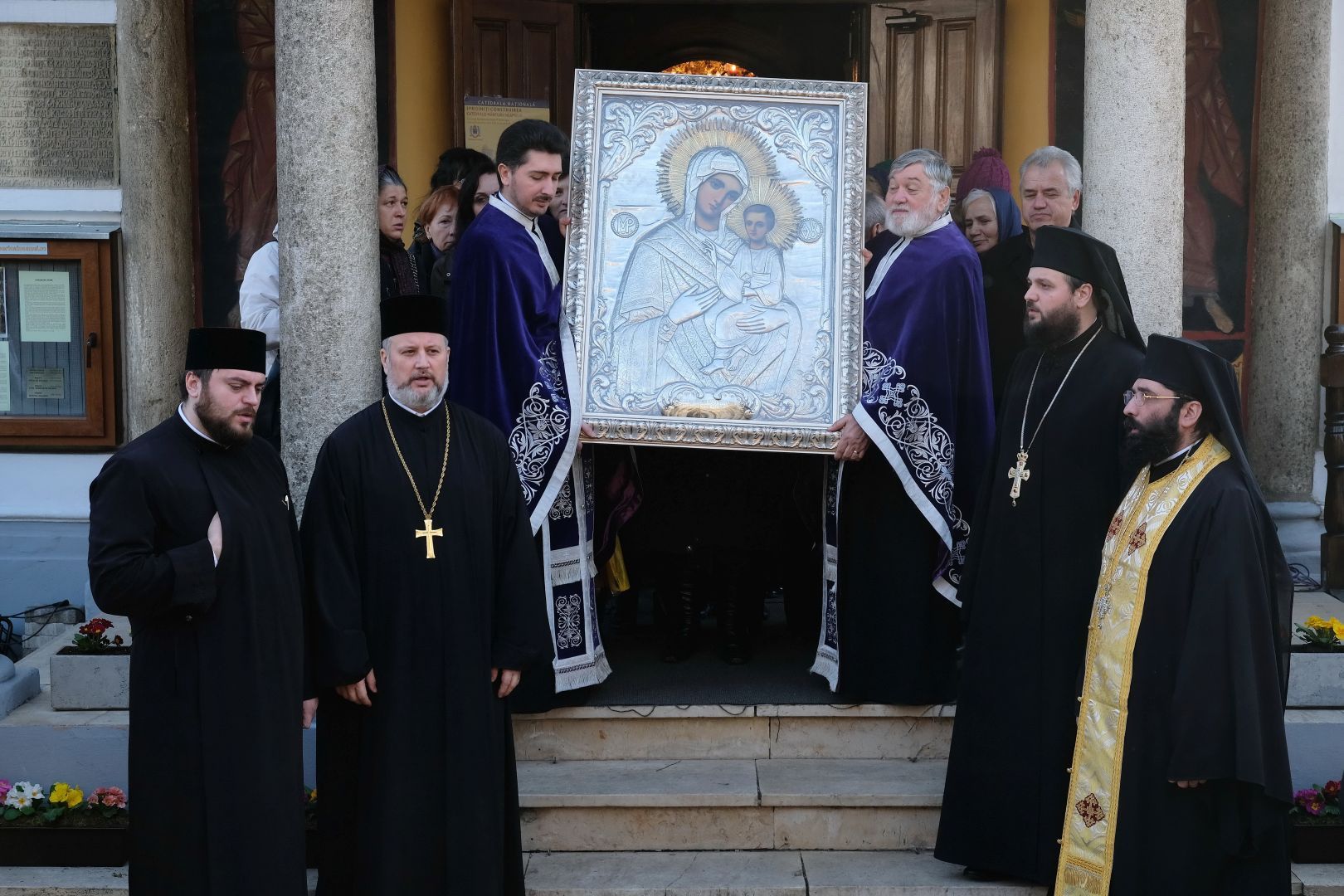 Icoana Maicii Domnului „Iordănița” a ajuns la București