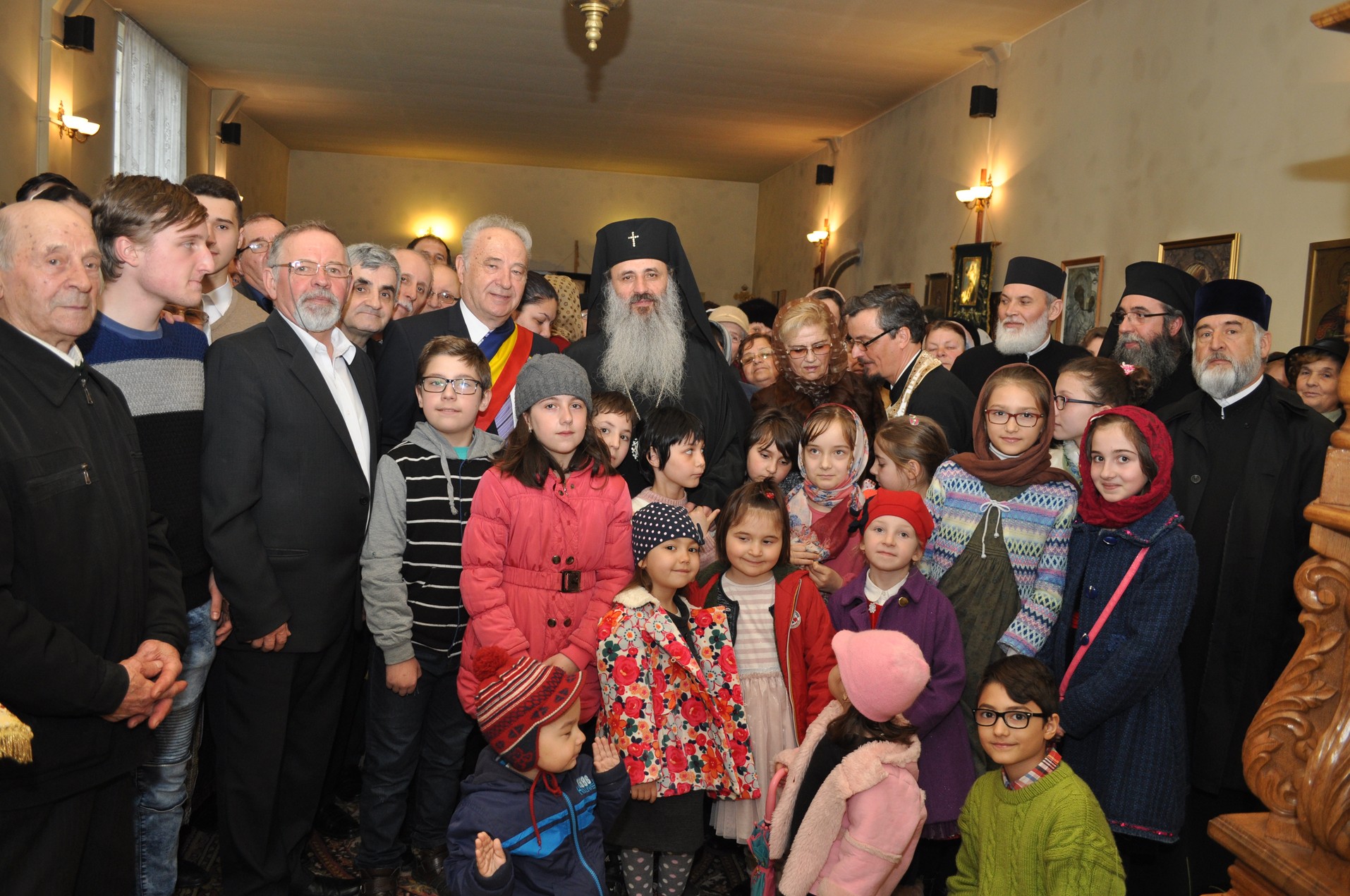 Prima slujire arhierească în Parohia Bicaz 2