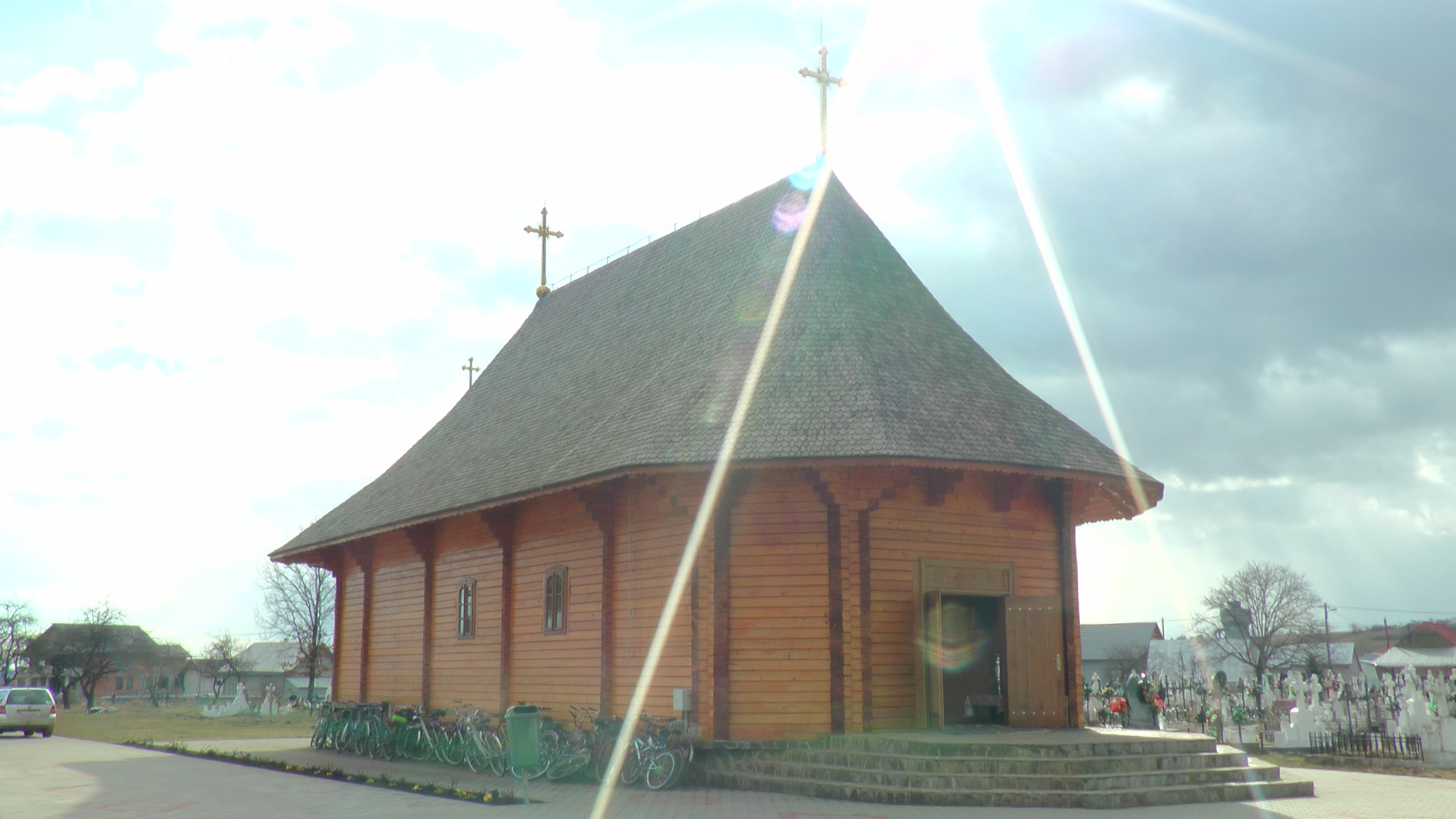 IPS Arhiepiscop Pimen: „Orice lucru ar trebui să-l începem însemnându-ne cu semnul Sfintei Cruci“