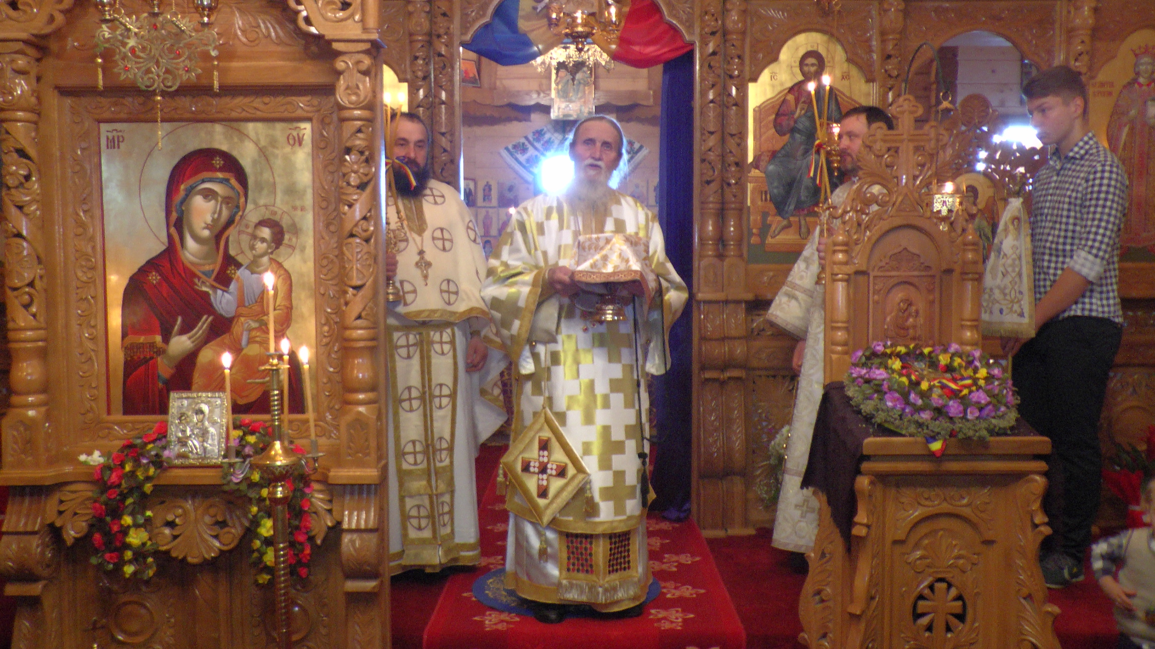 IPS Arhiepiscop Pimen: „Orice lucru ar trebui să-l începem însemnându-ne cu semnul Sfintei Cruci“