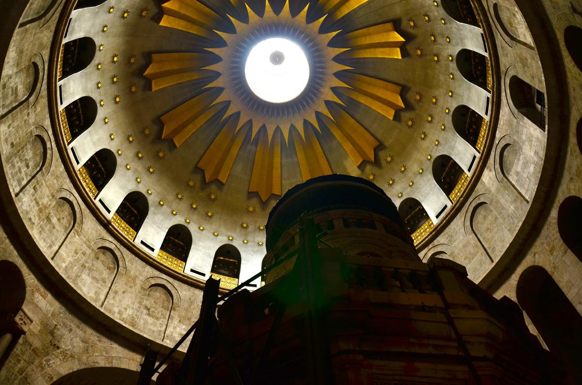 Ierusalim: Baldachinul Sfântului Mormânt a fost sfinţit