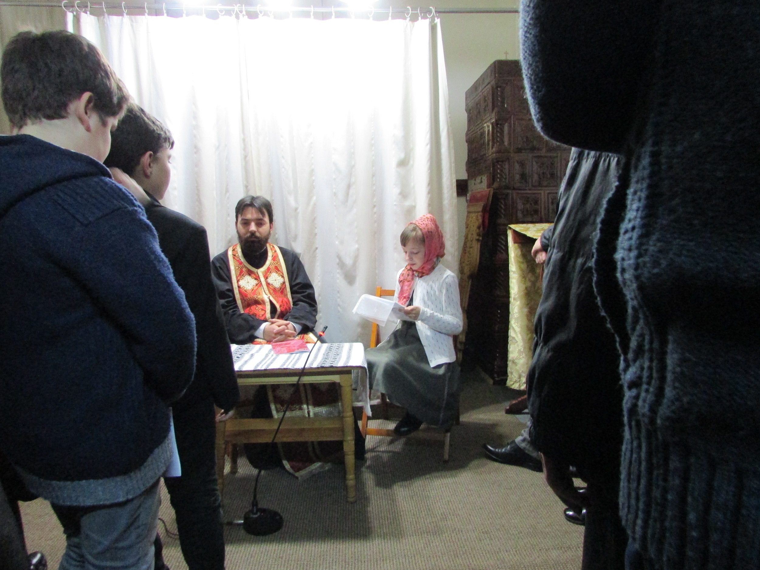 Lansare de carte la Parohia „Acoperământul Maicii Domnului” - Precista 3 din Piatra Neamţ : „Am întâlnit o icoană vie...”