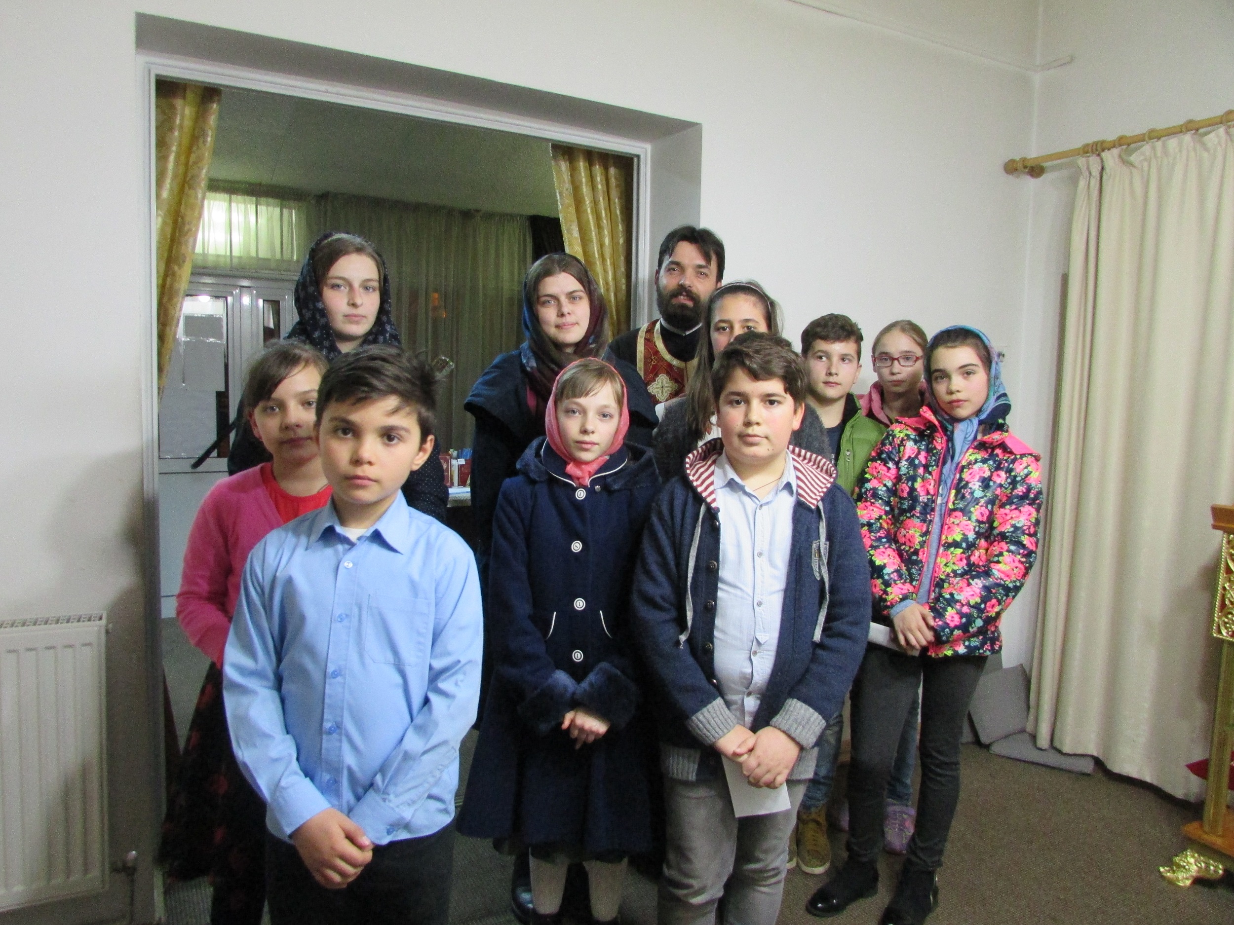 Lansare de carte la Parohia „Acoperământul Maicii Domnului” - Precista 3 din Piatra Neamţ : „Am întâlnit o icoană vie...”