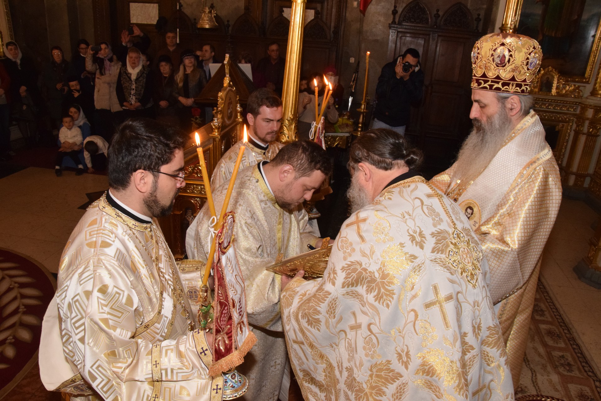 „Dacă vrei să fii om cu adevărat, în sensul cel mai deplin al cuvântului, trebuie să fii creștin ortodox”