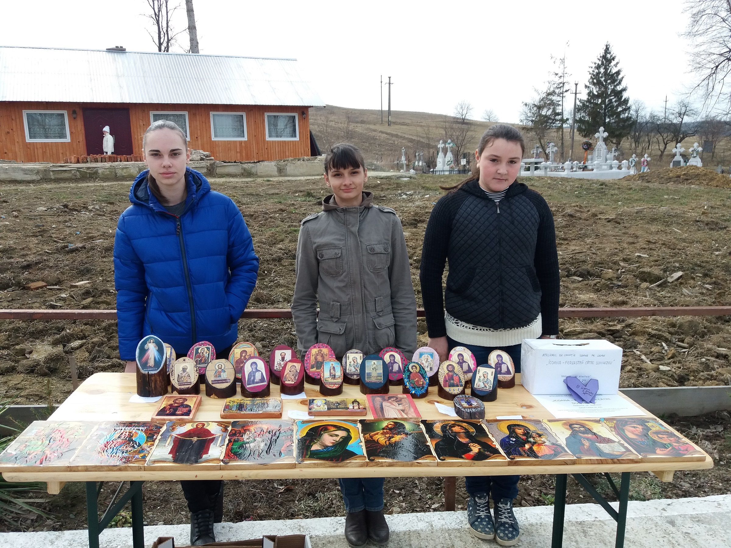 Expoziţie de icoane, în Parohia „Sfântul Dimitrie“ din Oroftiana de Jos