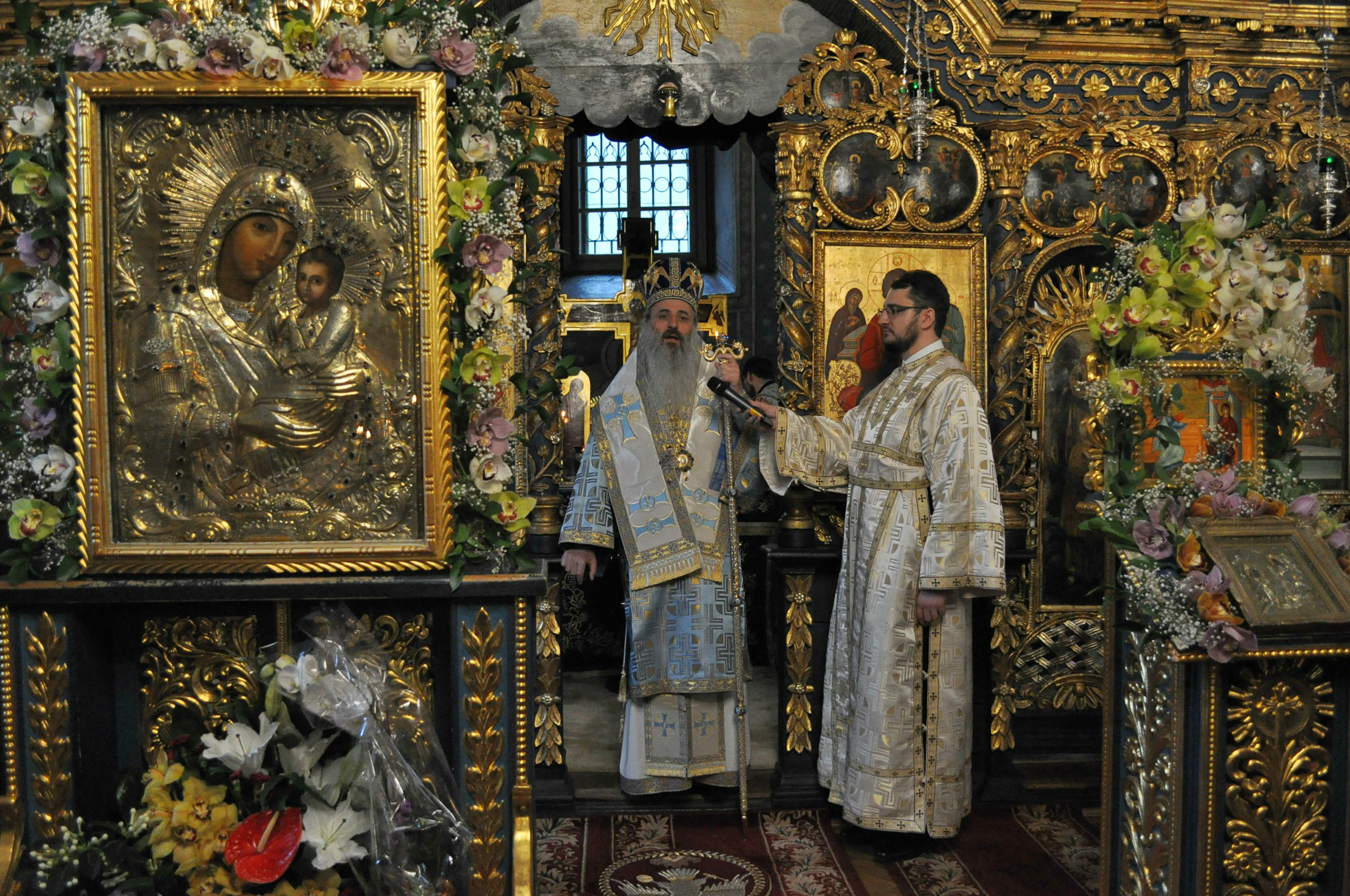 Hram la Mănăstirea Durău: „«Fie mie după cuvântul Tău» ar trebui să fie fundamentul vieţii noastre“