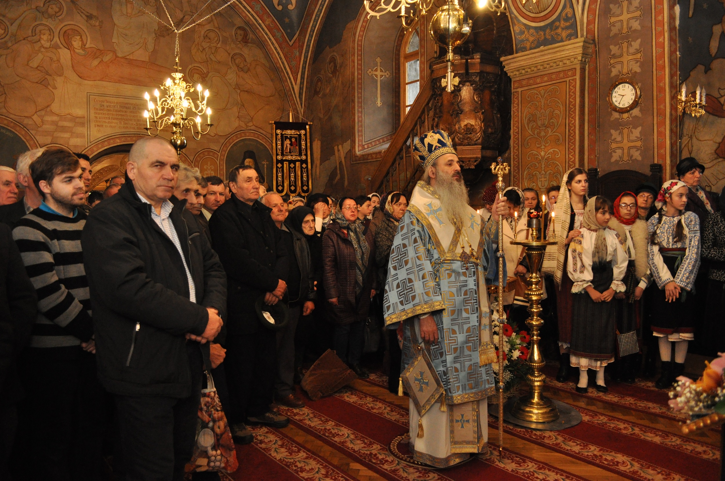 Hram la Mănăstirea Durău: „«Fie mie după cuvântul Tău» ar trebui să fie fundamentul vieţii noastre“