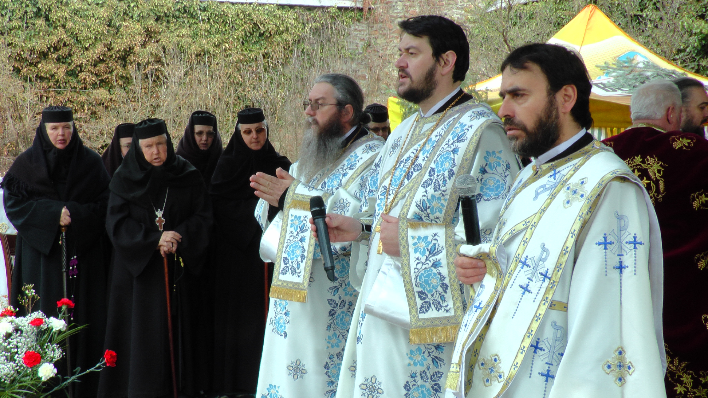 IPS Arhiepiscop Pimen, la hramul Mănăstirii Moldovița: „Ascultarea aduce linişte sufletească“