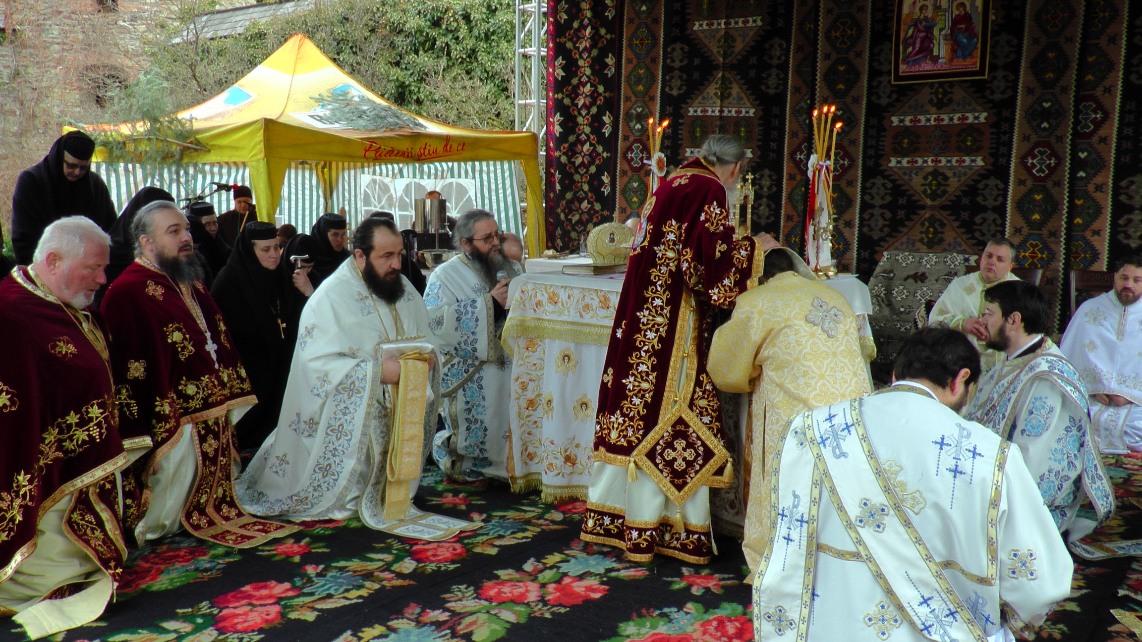 IPS Arhiepiscop Pimen, la hramul Mănăstirii Moldovița: „Ascultarea aduce linişte sufletească“