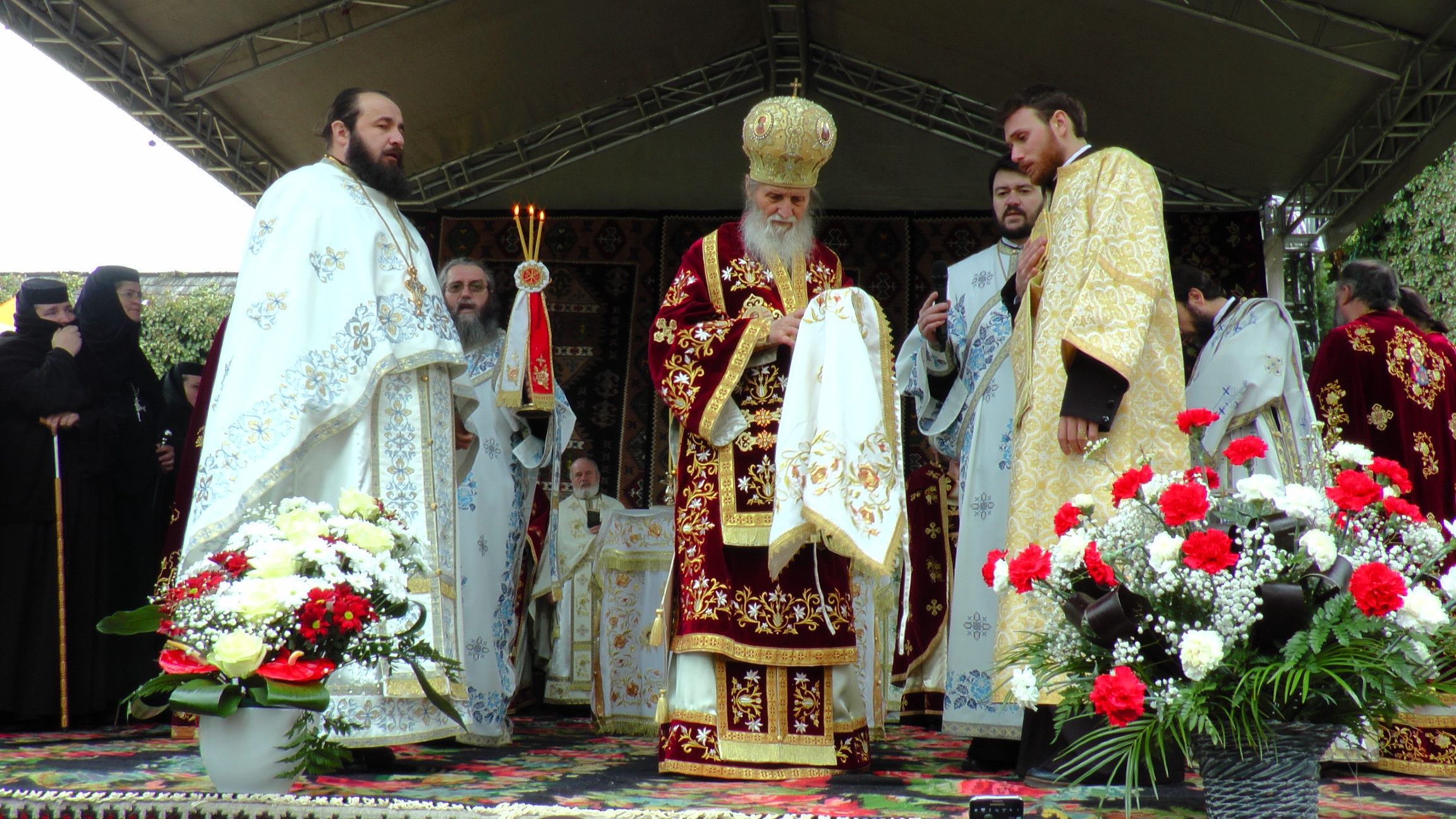 IPS Arhiepiscop Pimen, la hramul Mănăstirii Moldovița: „Ascultarea aduce linişte sufletească“