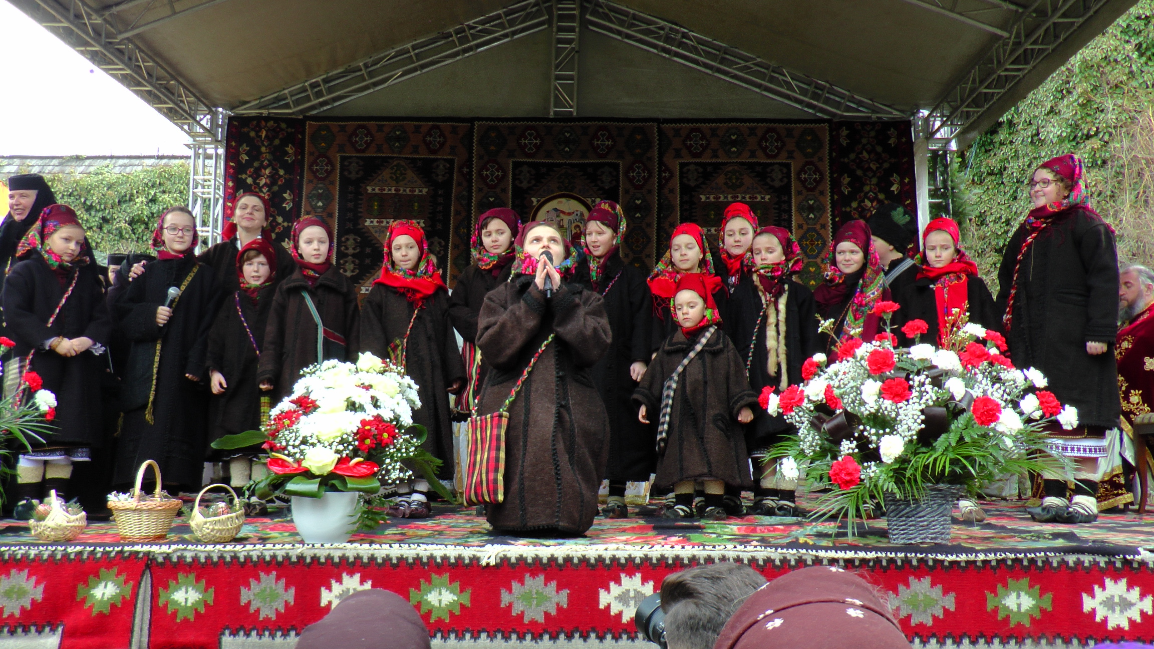 IPS Arhiepiscop Pimen, la hramul Mănăstirii Moldovița: „Ascultarea aduce linişte sufletească“