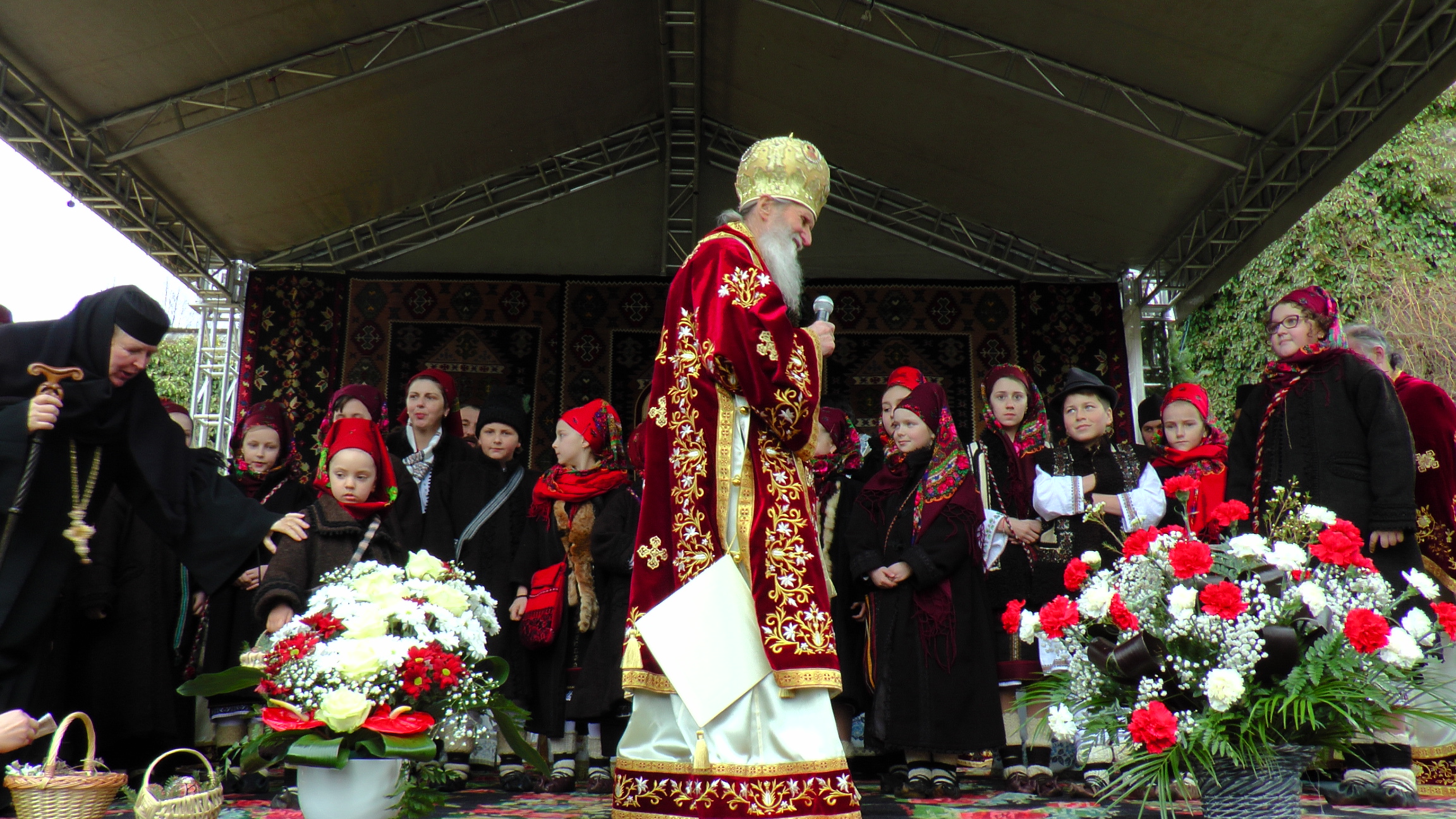 IPS Arhiepiscop Pimen, la hramul Mănăstirii Moldovița: „Ascultarea aduce linişte sufletească“