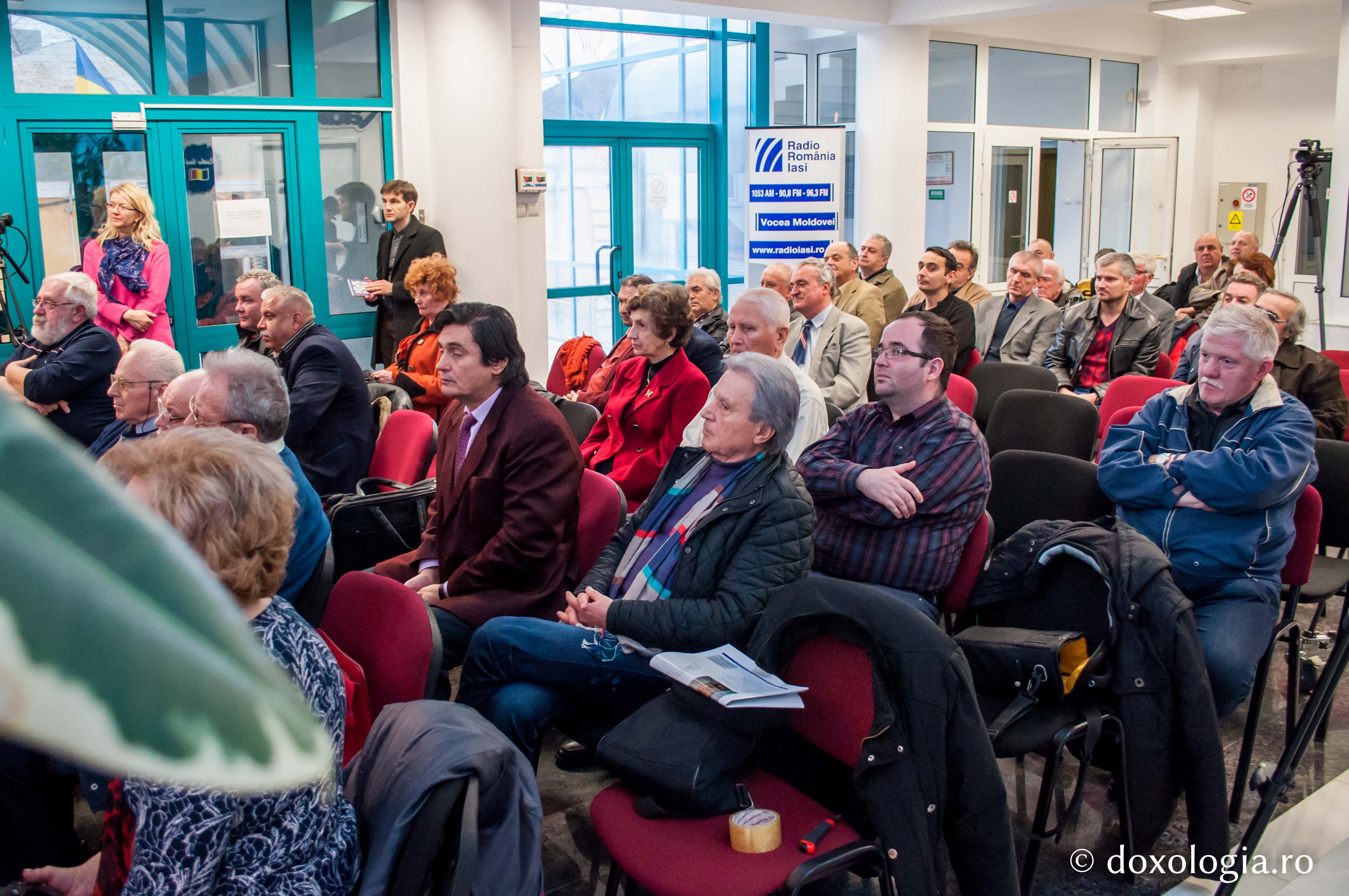 Valentin Talpalaru ne prezintă „Interviuri până la un punct”