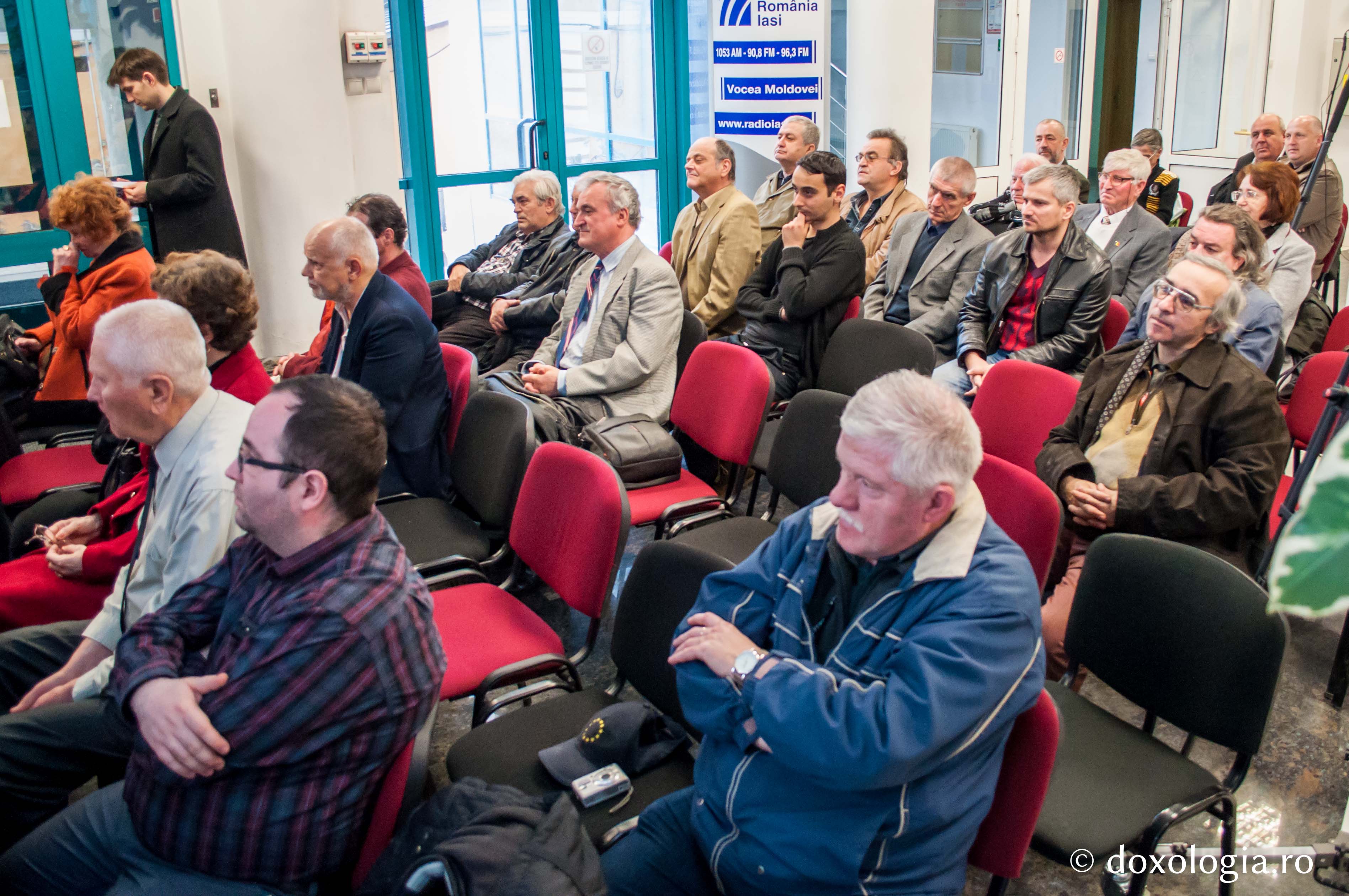 Valentin Talpalaru ne prezintă „Interviuri până la un punct”