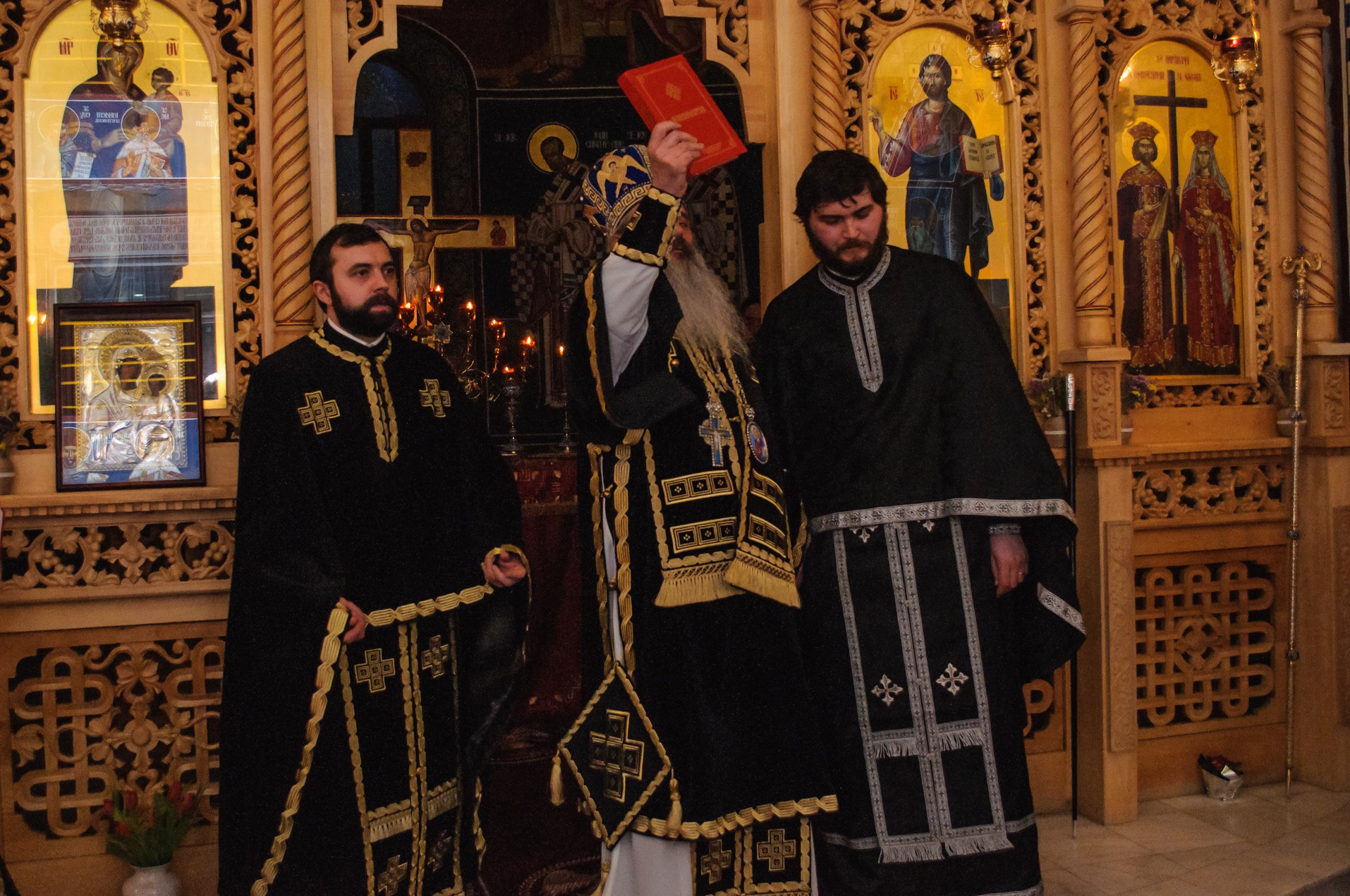 Mitropolitul Teofan, către seminariștii ieșeni: „Viața curată se arată în lupta pentru a fi liber” Mitropolitul Teofan, către seminariștii ieșeni: „Viața curată se arată în lupta pentru a fi liber”