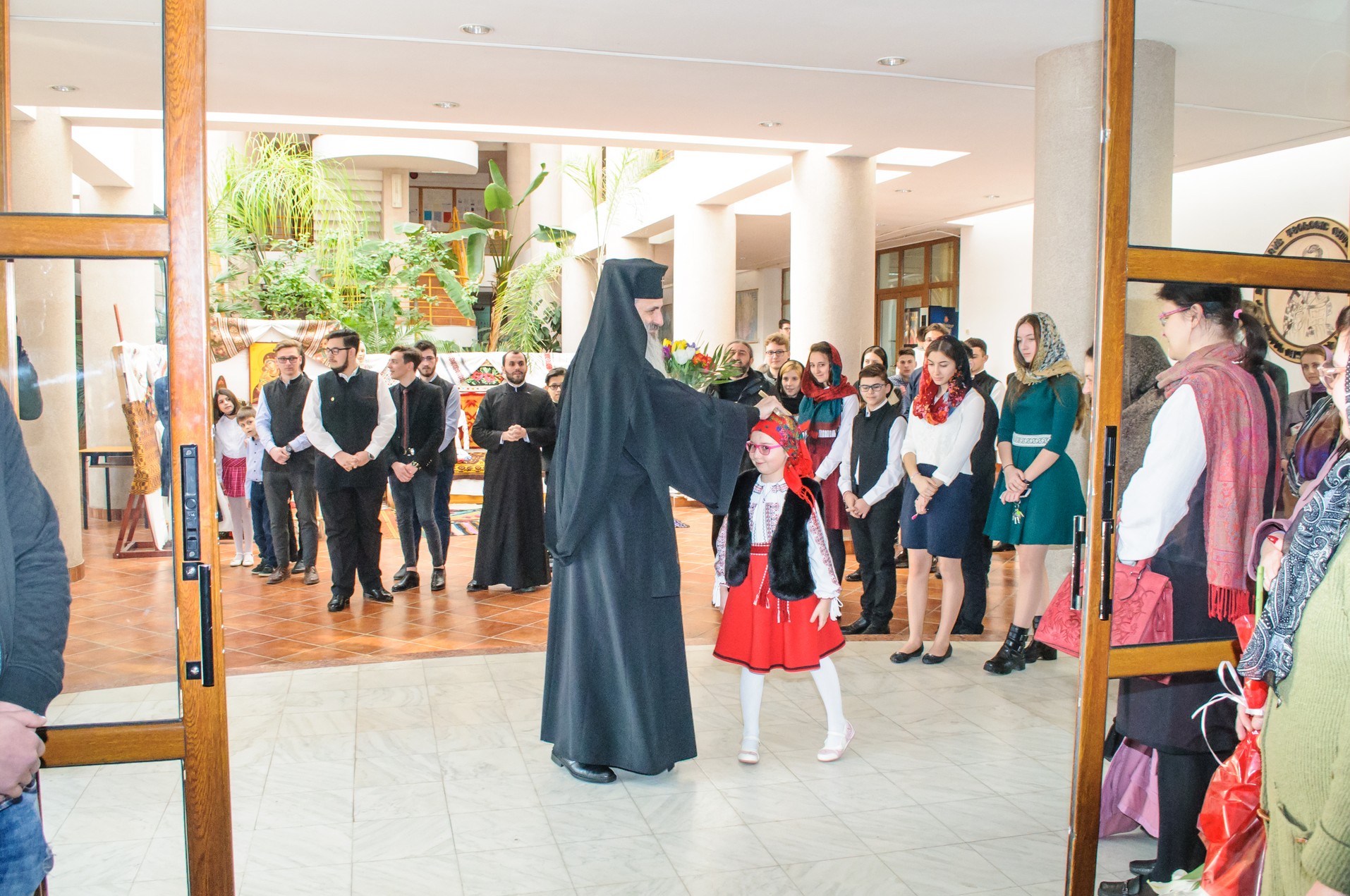 Mitropolitul Teofan, către seminariștii ieșeni: „Viața curată se arată în lupta pentru a fi liber” Mitropolitul Teofan, către seminariștii ieșeni: „Viața curată se arată în lupta pentru a fi liber”