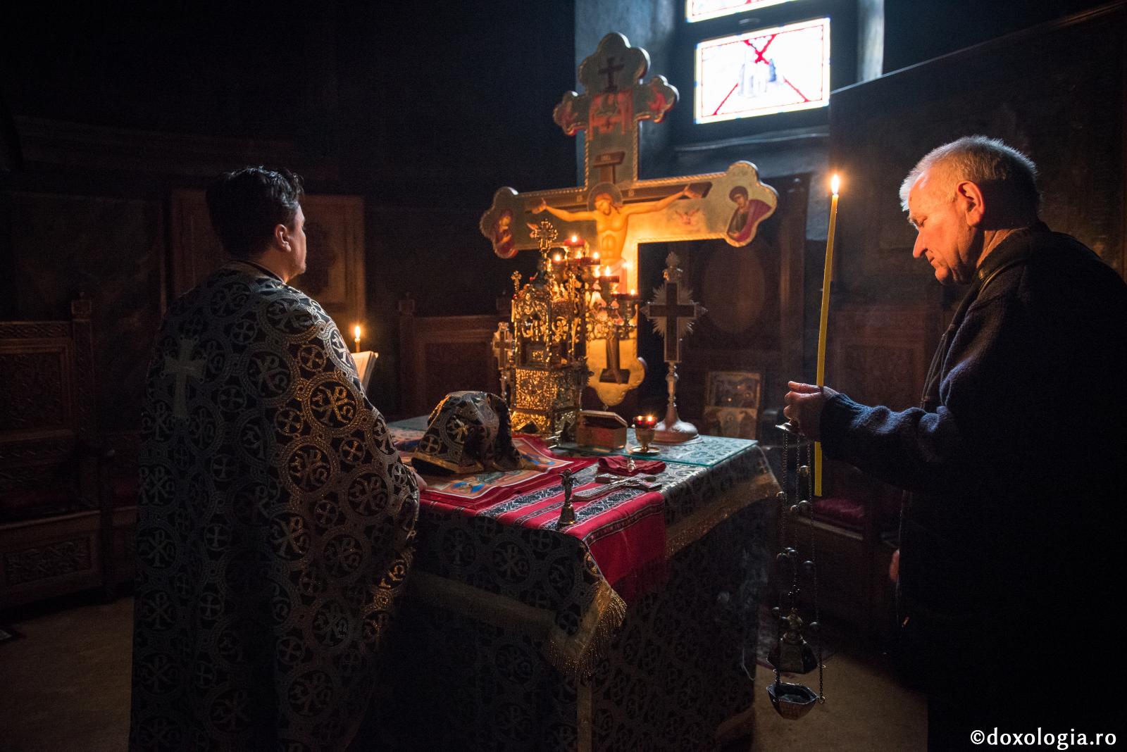 A fost oficiată prima Sfântă Liturghie a Darurilor înainte Sfințite din acest an