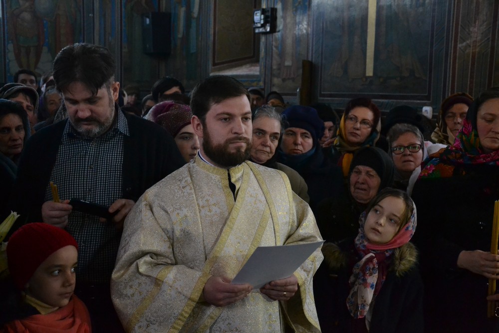 Vizită arhierească în Protopopiatul Hârlău: „Suntem chemați să înțelegem taina Bisericii din care facem parte”