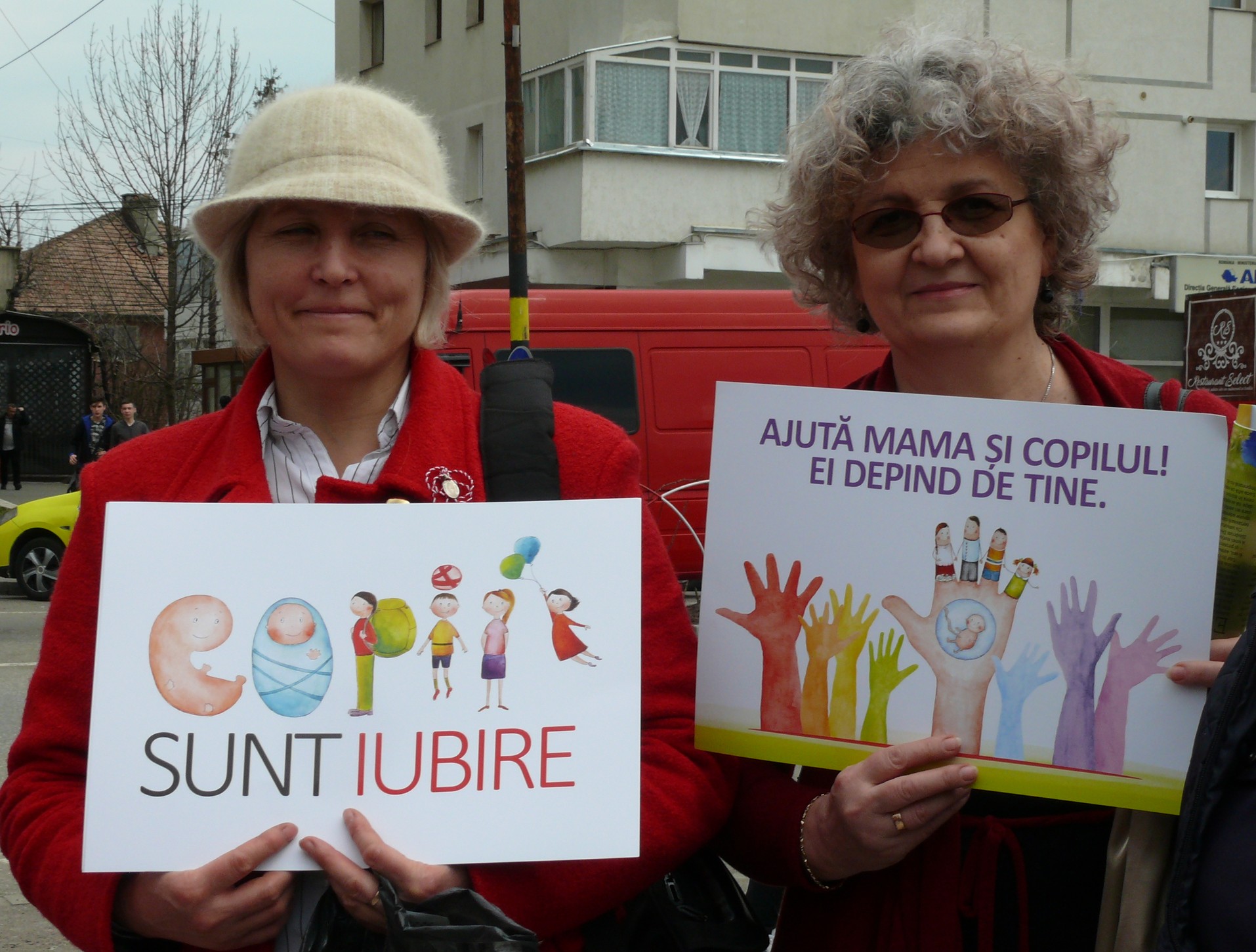 Numeroase mesaje pro viaţă, la Fălticeni