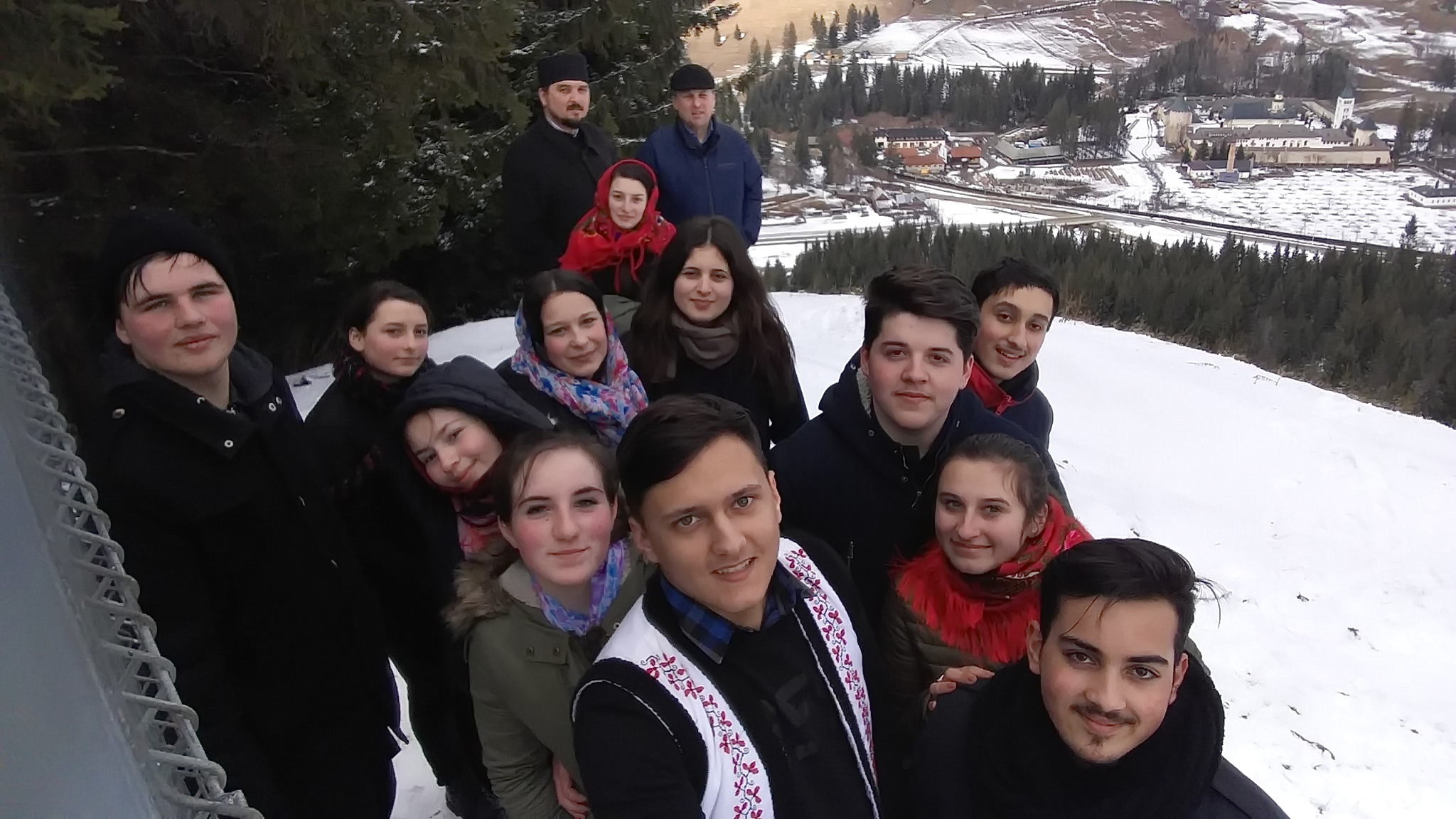 Elevii seminarişti dorohoieni, în pelerinaj la Mănăstirea Putna