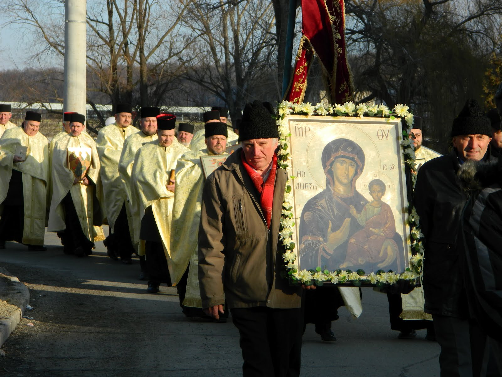 Procesiunea „Bucuria icoanei“, la Târgu Ocna Procesiunea „Bucuria icoanei“, la Târgu Ocna