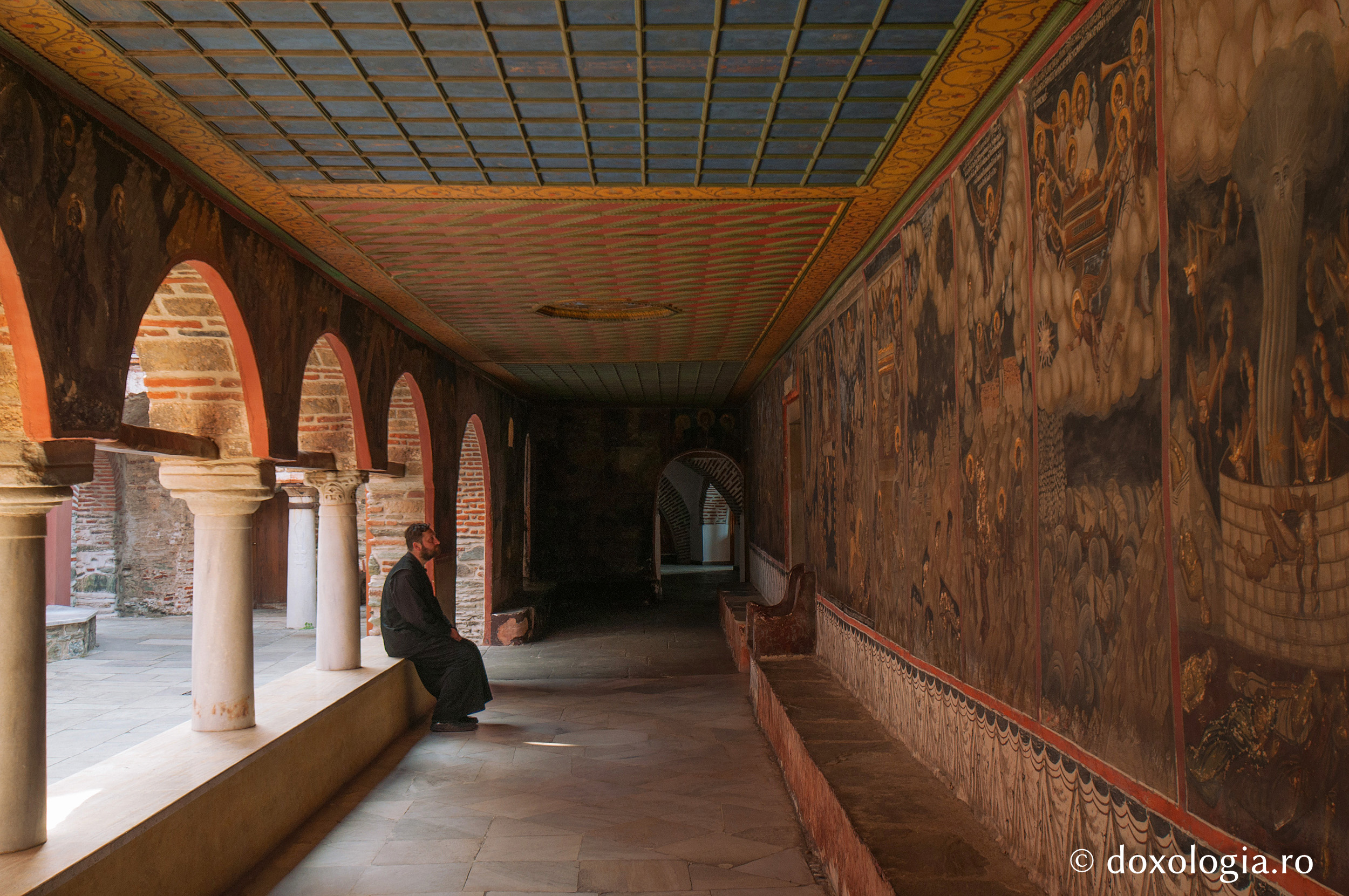 Trapeza Mănăstirii Dionisiu