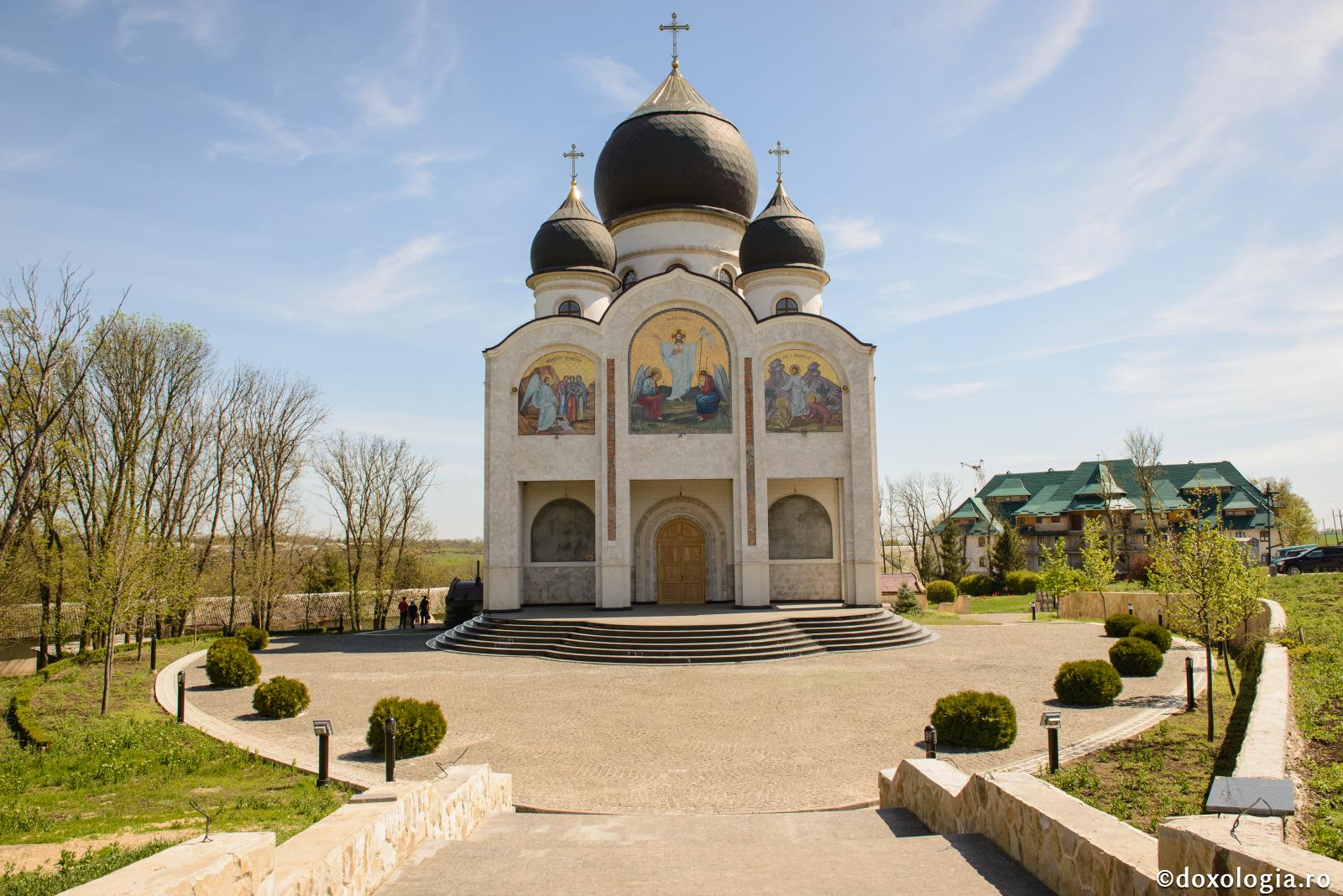 Mănăstirea Sfintelor Mironosițe Marta și Maria – Hagimus