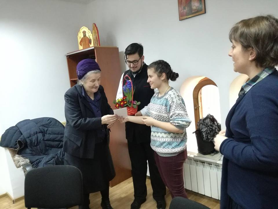 Tradiţii româneşti, predate tinerilor de la ASCOR şi ATOR Iaşi