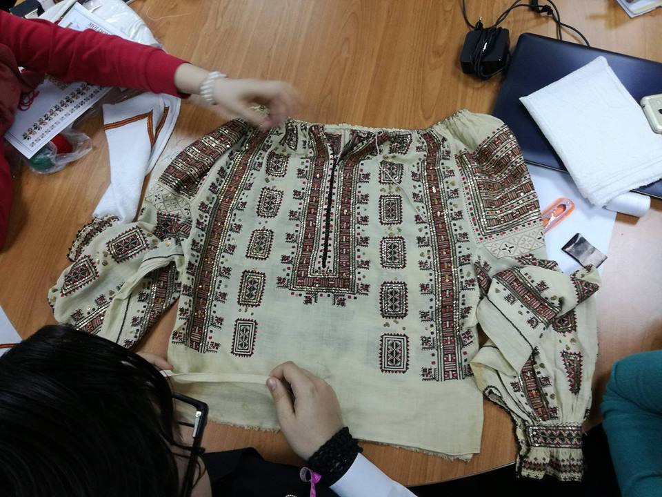 Tradiţii româneşti, predate tinerilor de la ASCOR şi ATOR Iaşi