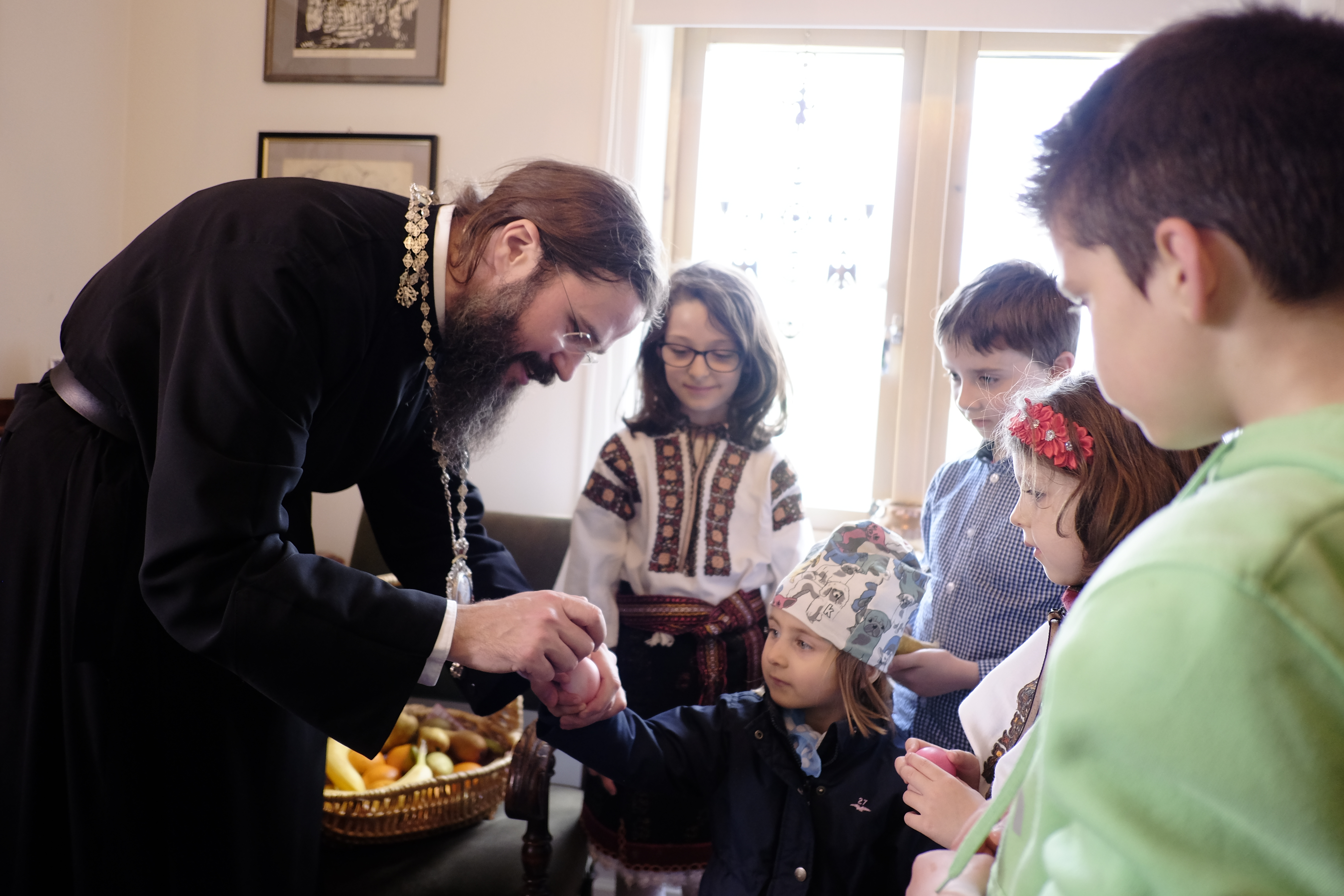 Preasfințitul Părinte Episcop Macarie: „Bucuria Învierii se păstrează în măsura în care avem această bunăvoință spre slujire și spre părtășia cu ceilalți, în Biserică” Preasfințitul Părinte Episcop Macarie: „Bucuria Învierii se păstrează în măsura în care avem această bunăvoință spre slujire și spre părtășia cu ceilalți, în Biserică”