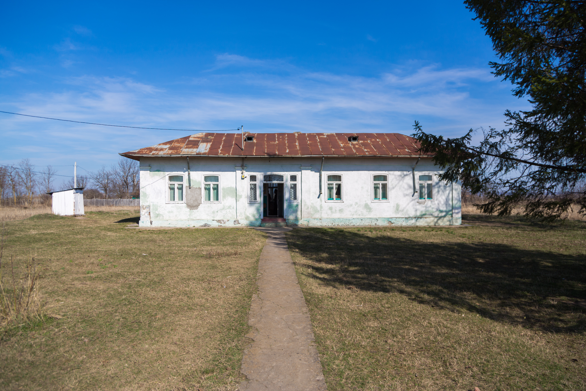 Zâmbete pentru copiii din Buruieneşti