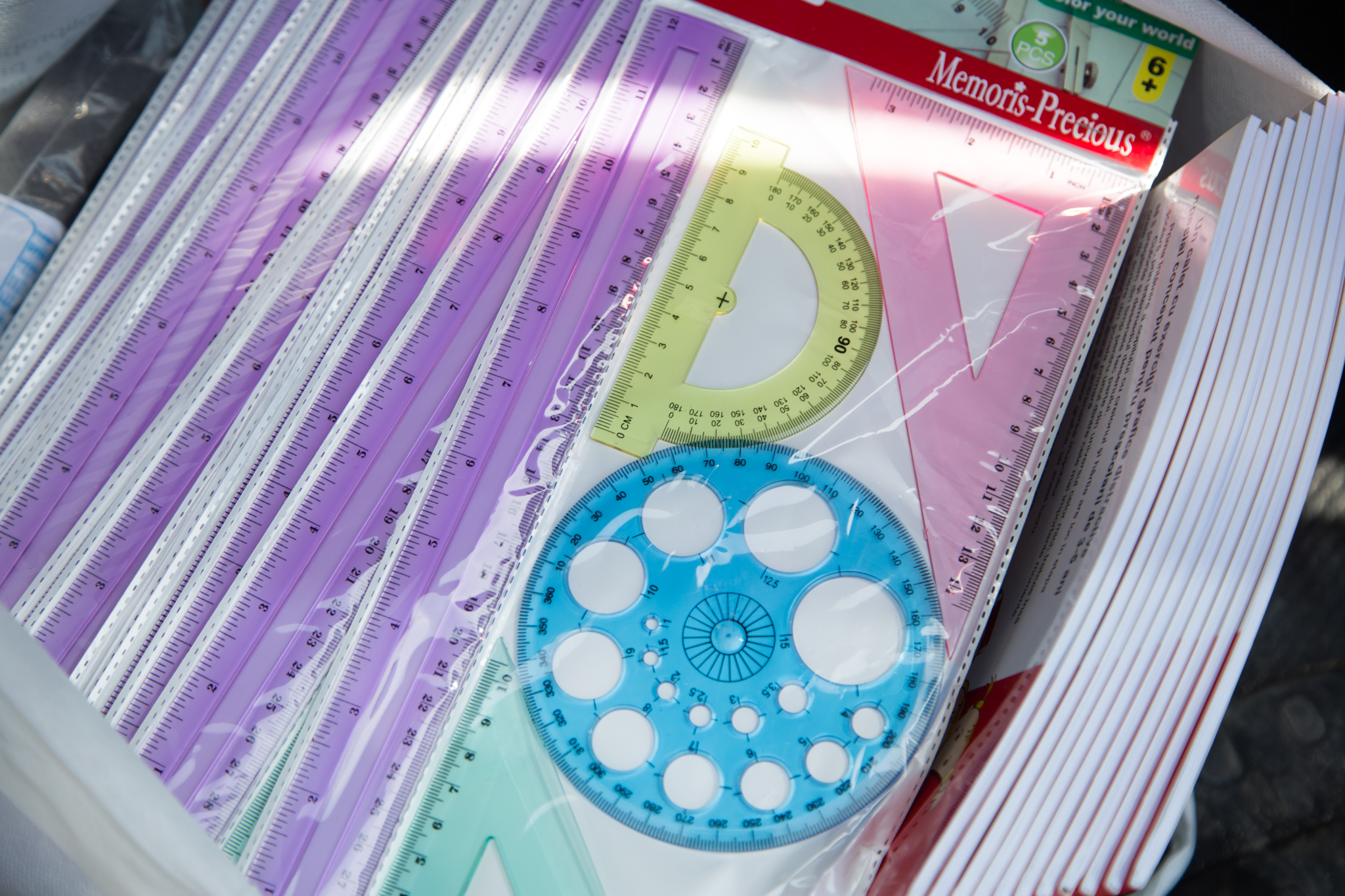 Zâmbete pentru copiii din Buruieneşti