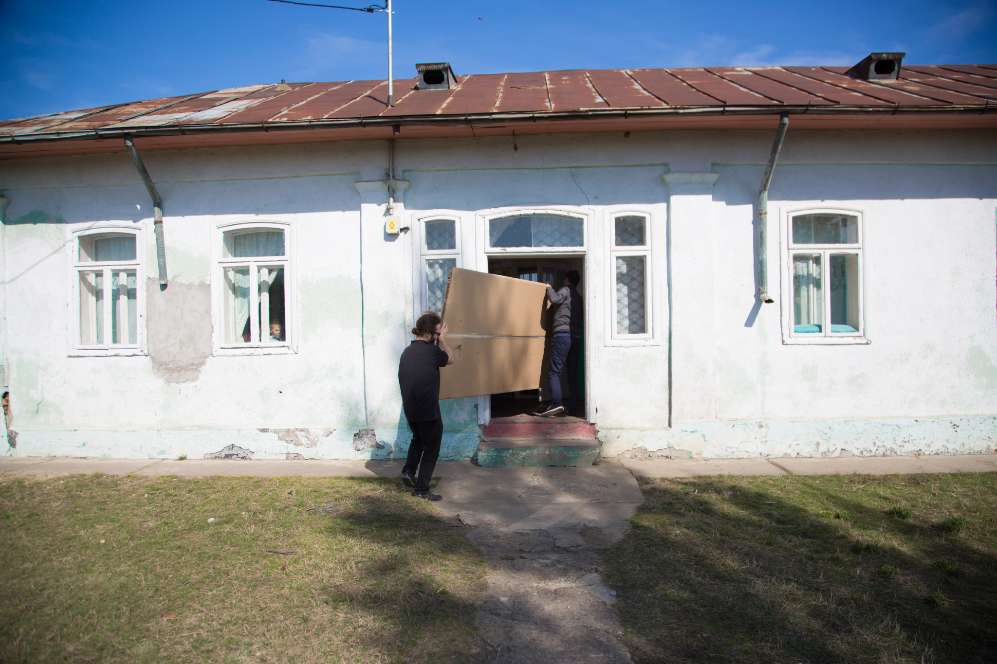 Zâmbete pentru copiii din Buruieneşti