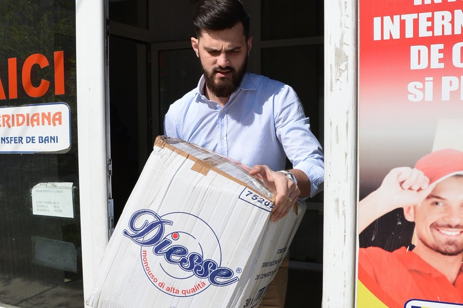 Credincioşi din Italia, implicaţi în acte caritabile la Iaşi prin proiectul „Grăuntele de lumină“