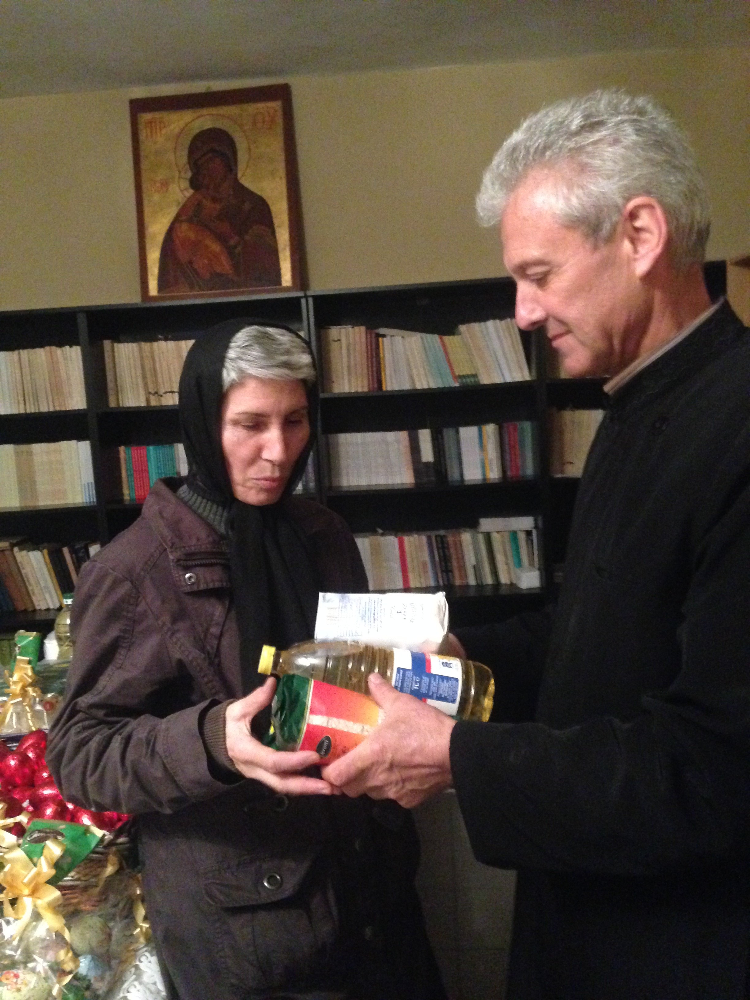 „Milostenia, chipul dragostei divine“ într-o parohie băcăuană „Milostenia, chipul dragostei divine“ într-o parohie băcăuană