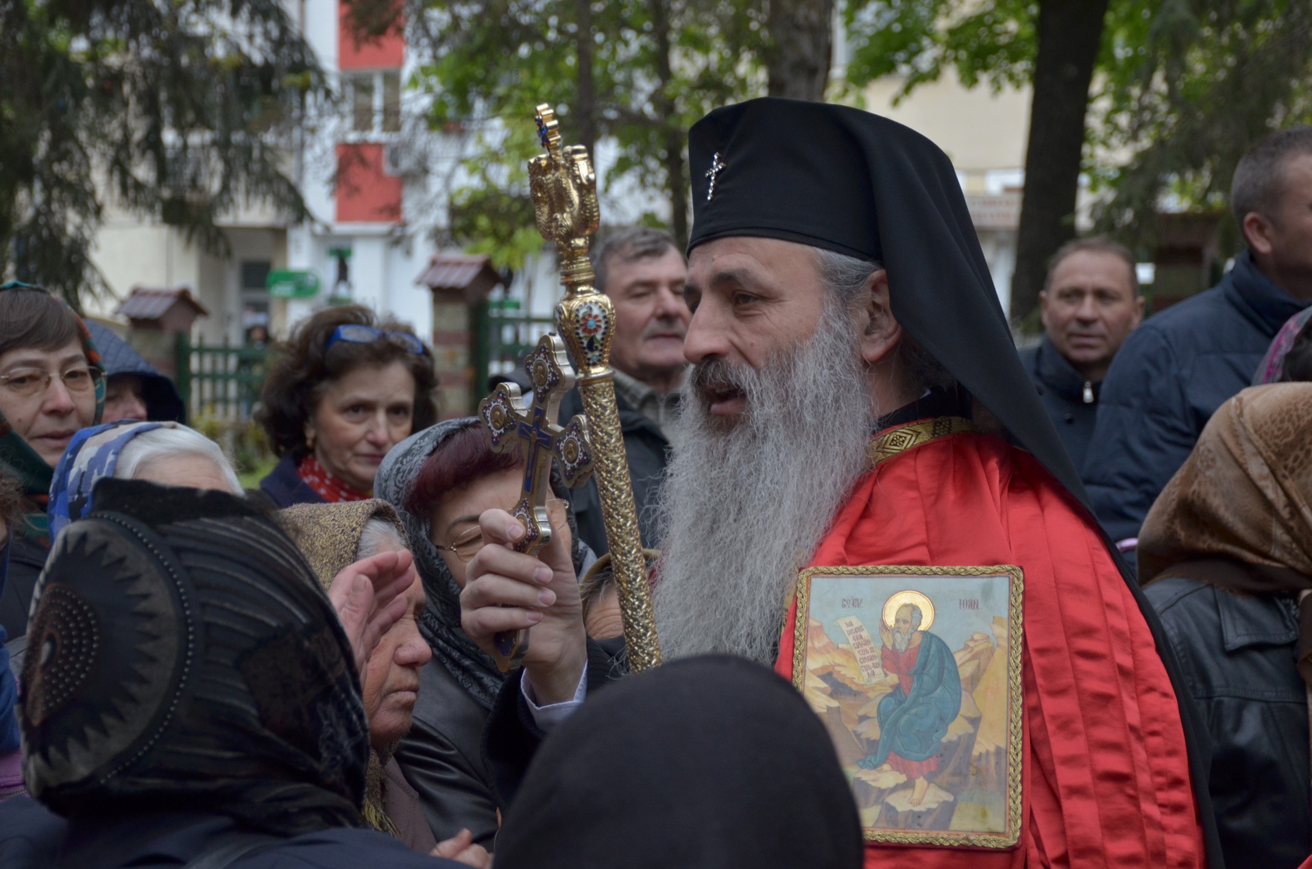 Mitropolitul Teofan, la Botoşani: „Om liber, adică biruitor, nu este decât cel care-l iubeşte pe celălalt“