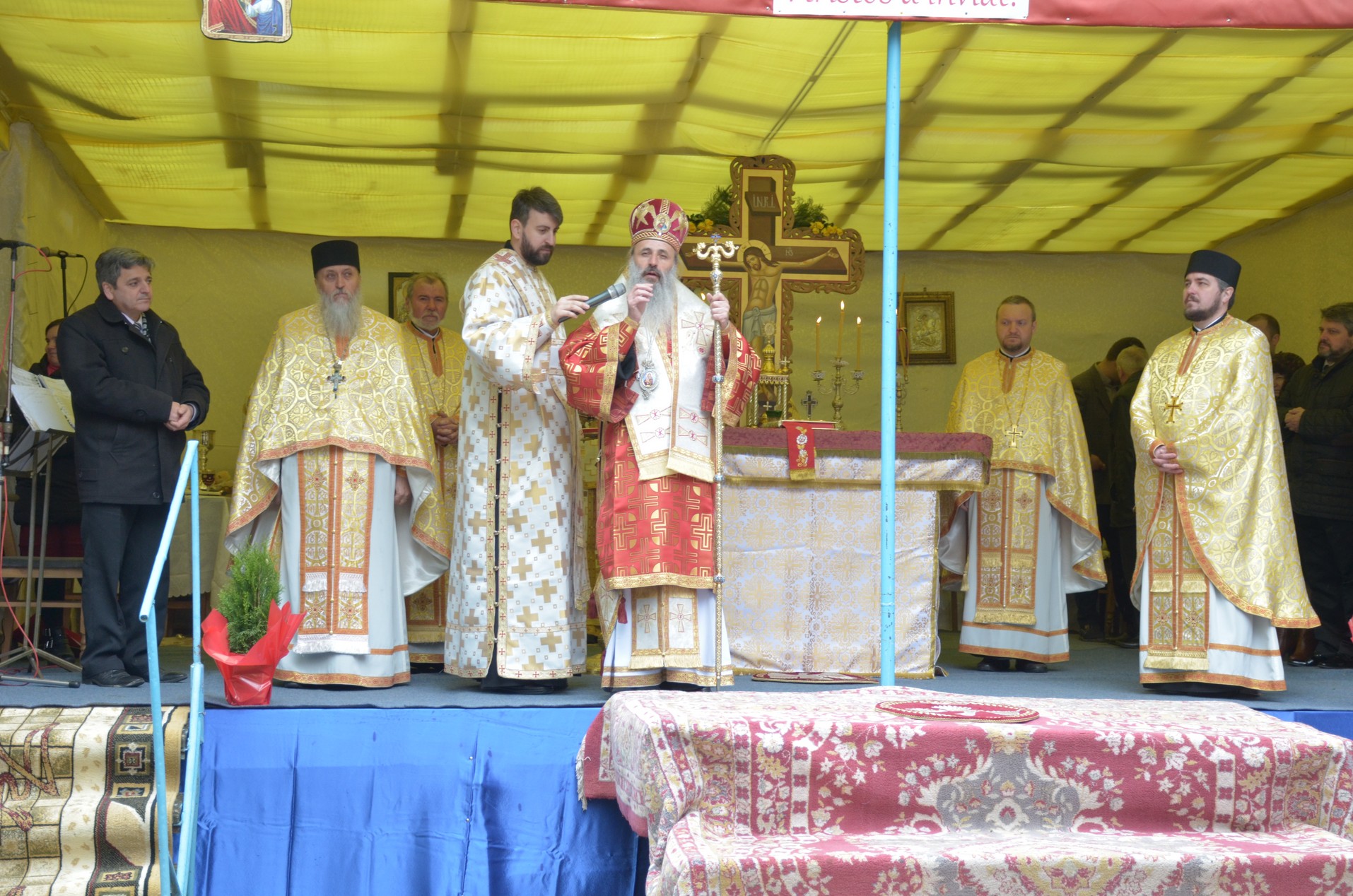 Mitropolitul Teofan, la Botoşani: „Om liber, adică biruitor, nu este decât cel care-l iubeşte pe celălalt“