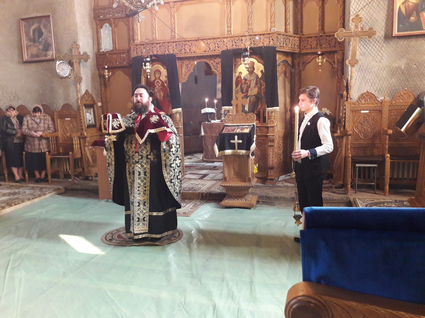 Comemorarea bucovinenilor căzuți la masacrul de la Fântâna Albă, la Parohia Breazu