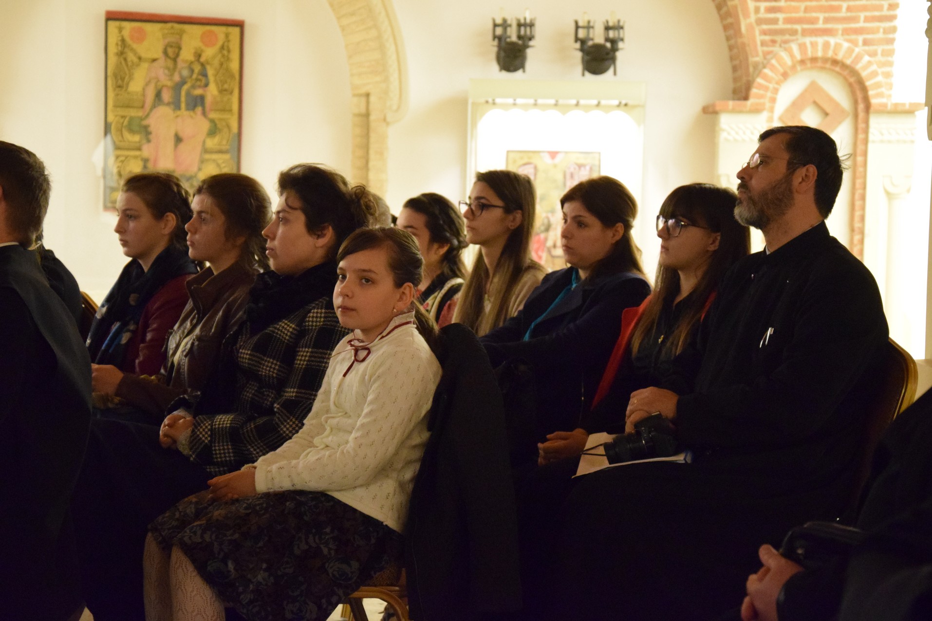 Copiii din Parohia Voroveşti, mărturisitori la Bucureşti