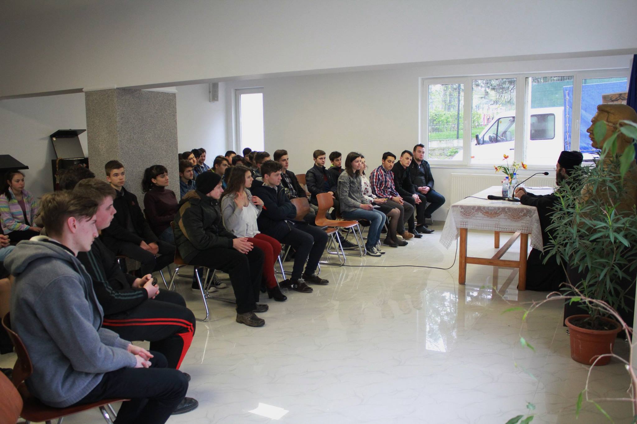 Conferinţă susţinută la Dorohoi de arhim. Mihail Daniliuc