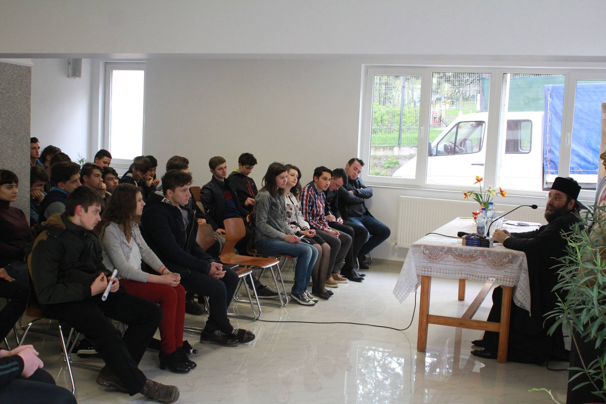 Conferinţă susţinută la Dorohoi de arhim. Mihail Daniliuc