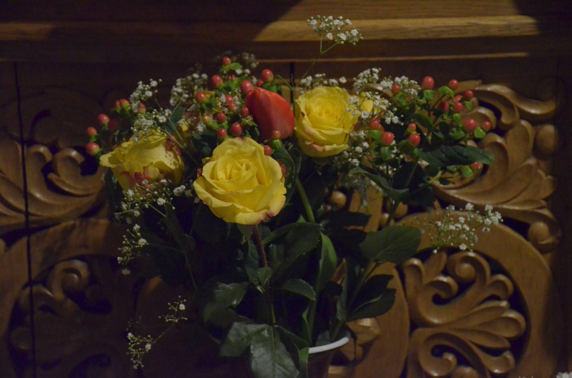 Denia celor 12 Evanghelii, oficiată de IPS Mitropolit Teofan la Mănăstirea Vlădiceni