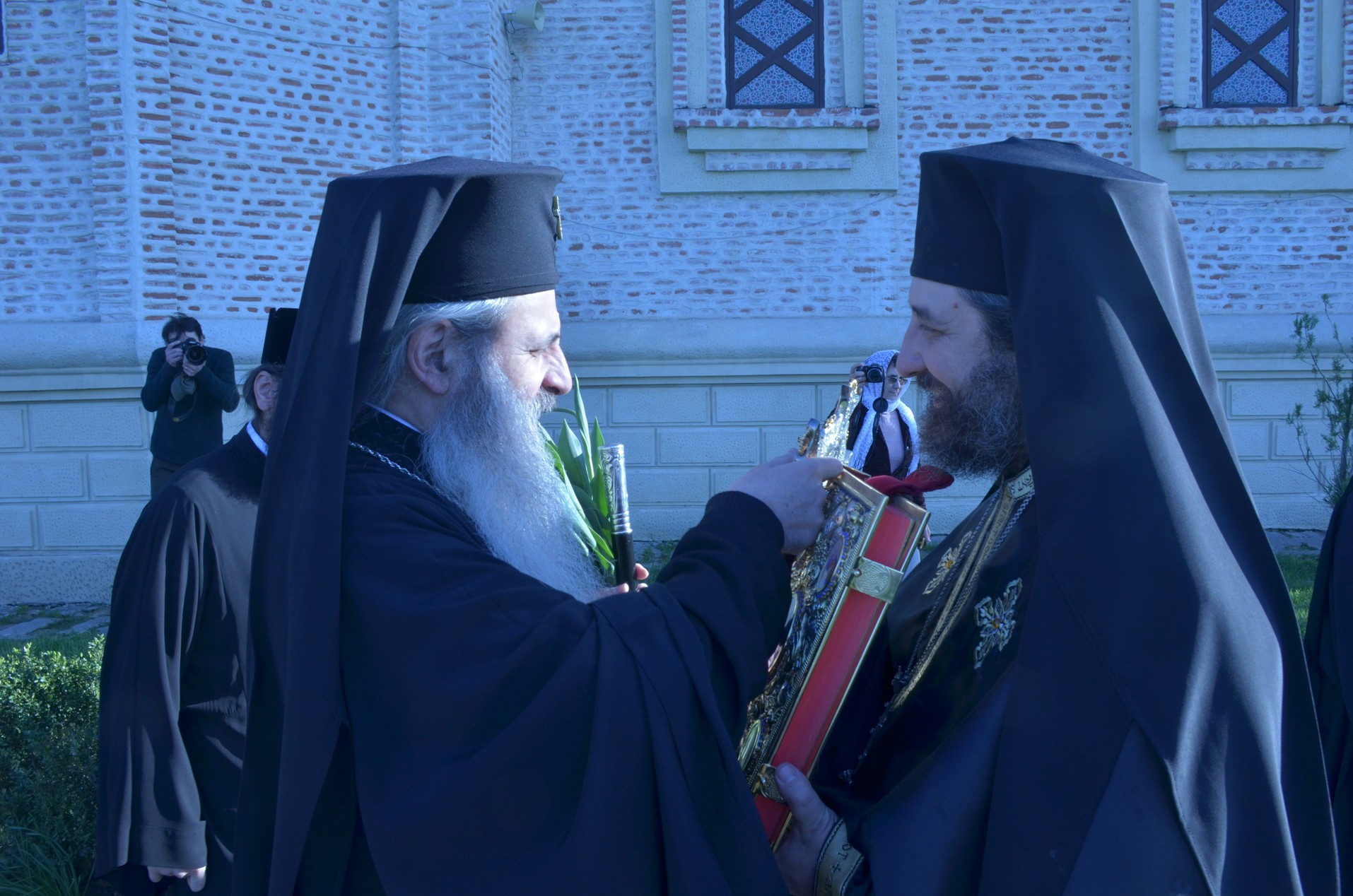 Denia celor 12 Evanghelii, oficiată de IPS Mitropolit Teofan la Mănăstirea Vlădiceni