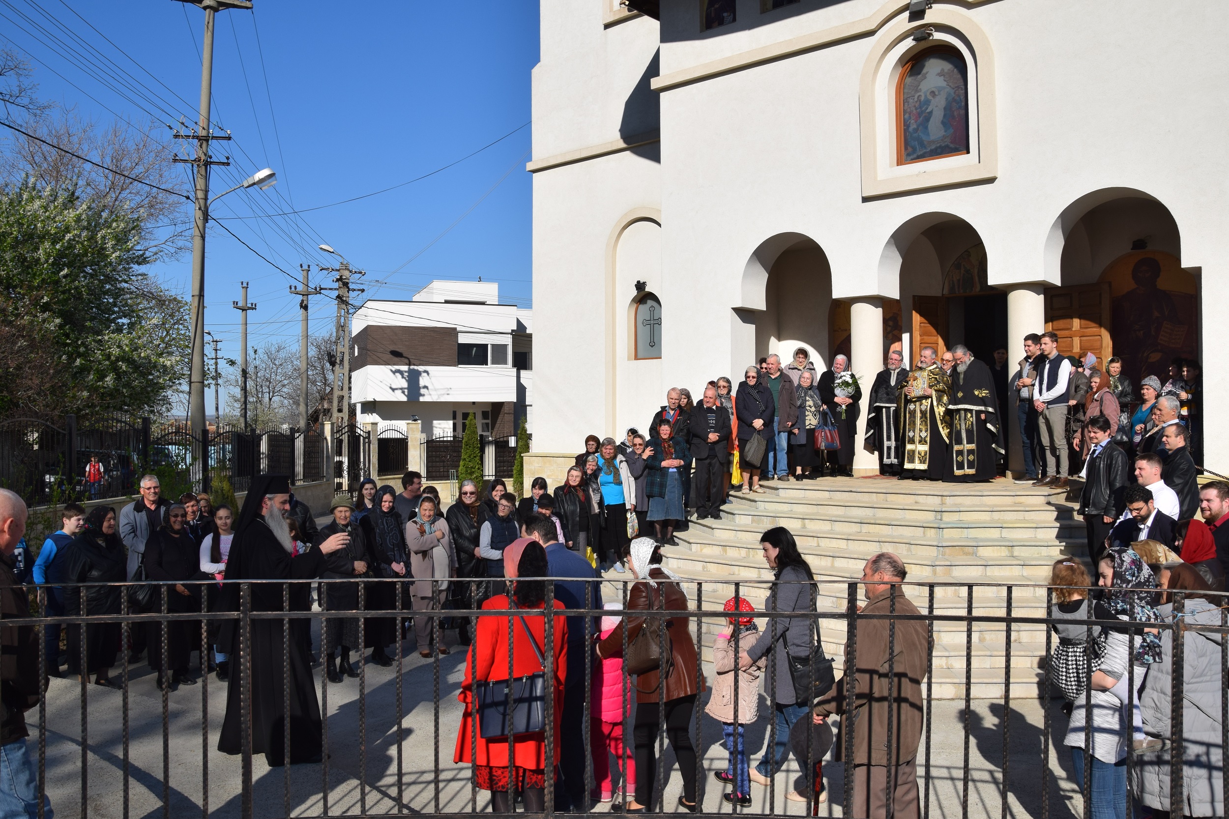 Denie arhierească la Iași: „Fără candela milosteniei aprinsă, un suflet nu poate fi fecioară”