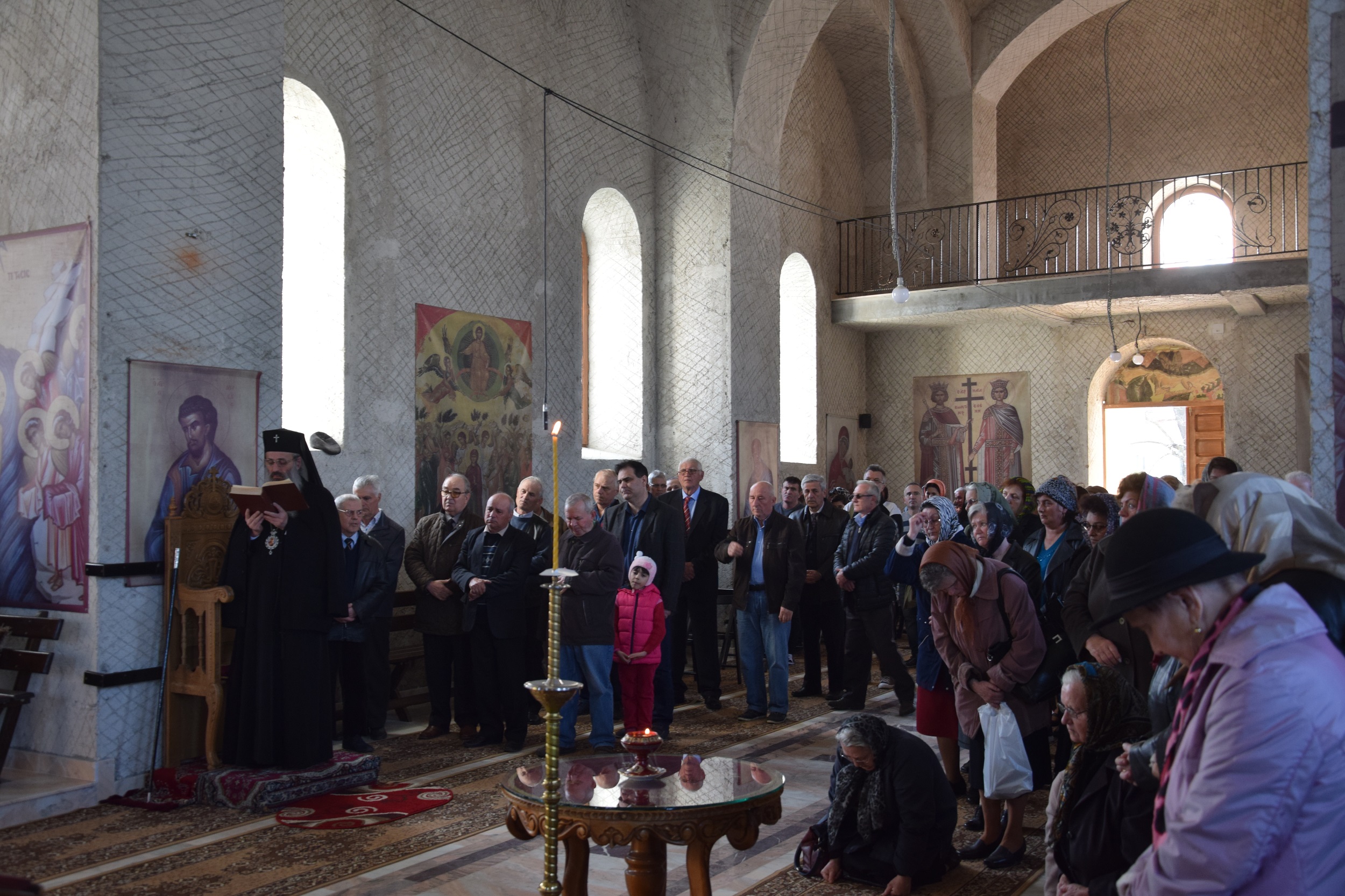 Denie arhierească la Iași: „Fără candela milosteniei aprinsă, un suflet nu poate fi fecioară”