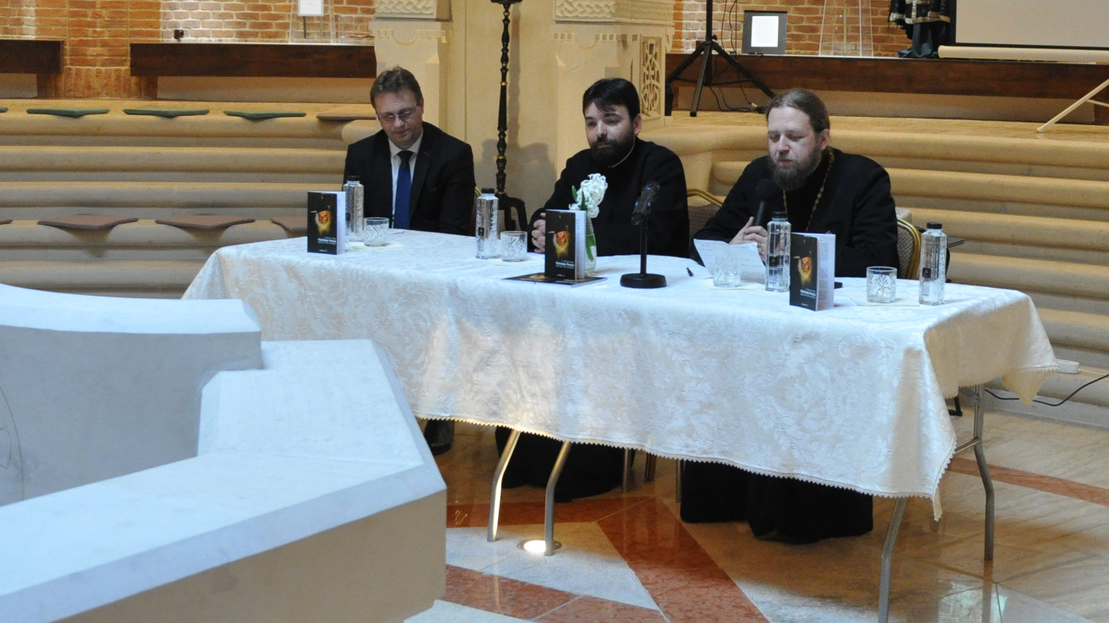 (Video) O carte dedicată părintelui Proclu