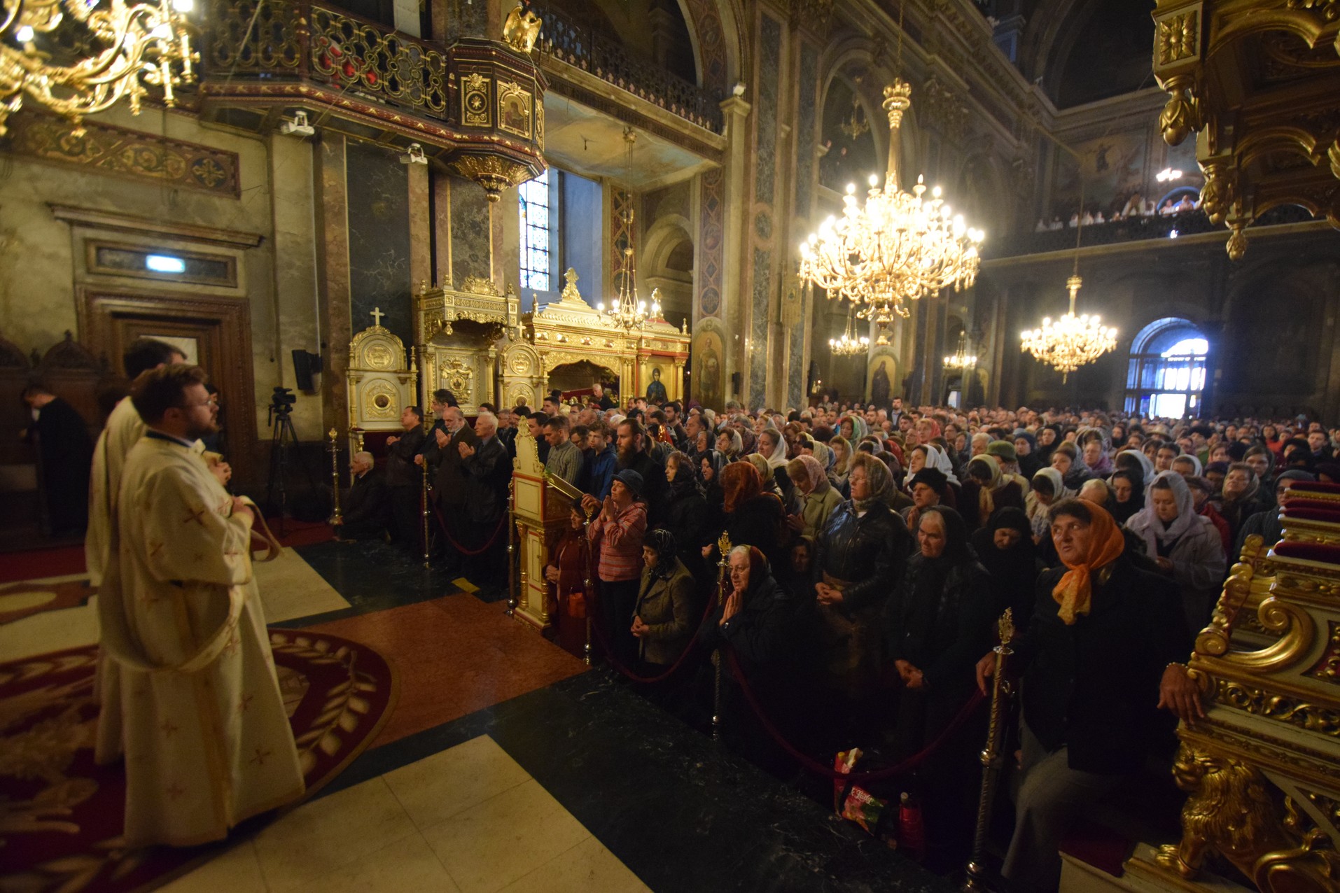 Mitropolitul Hierotheos Vlachos, la Iași: „Dumnezeu locuiește în inimile prietenilor Săi”